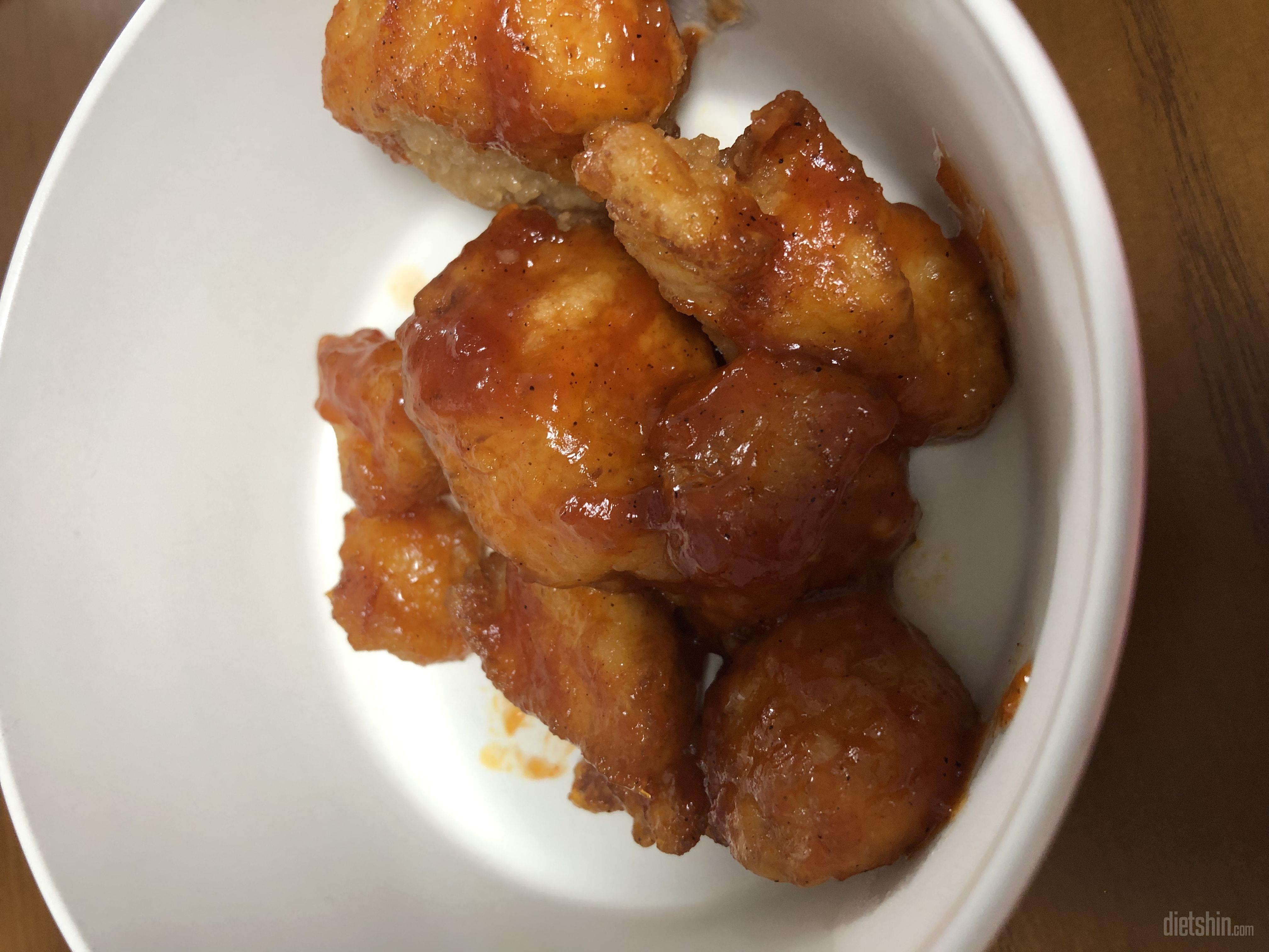 여러가지 시켜봣는데 이것도 맛잇네요