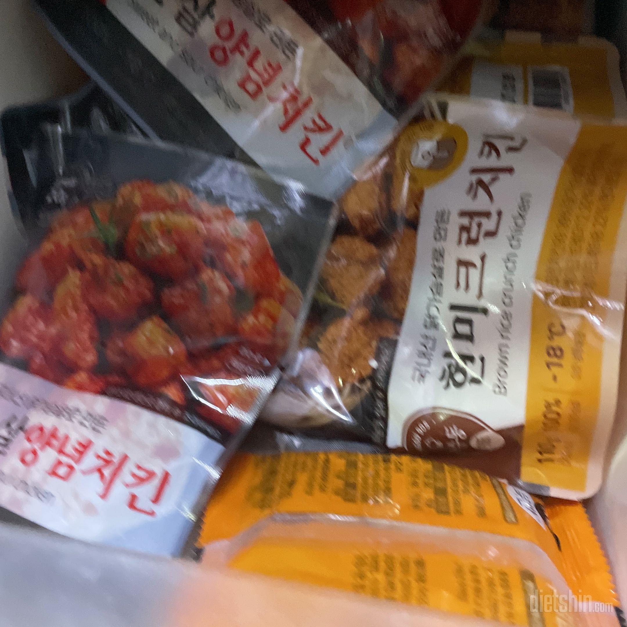 치킨 맛있어서 재구매,,,맛별로 다