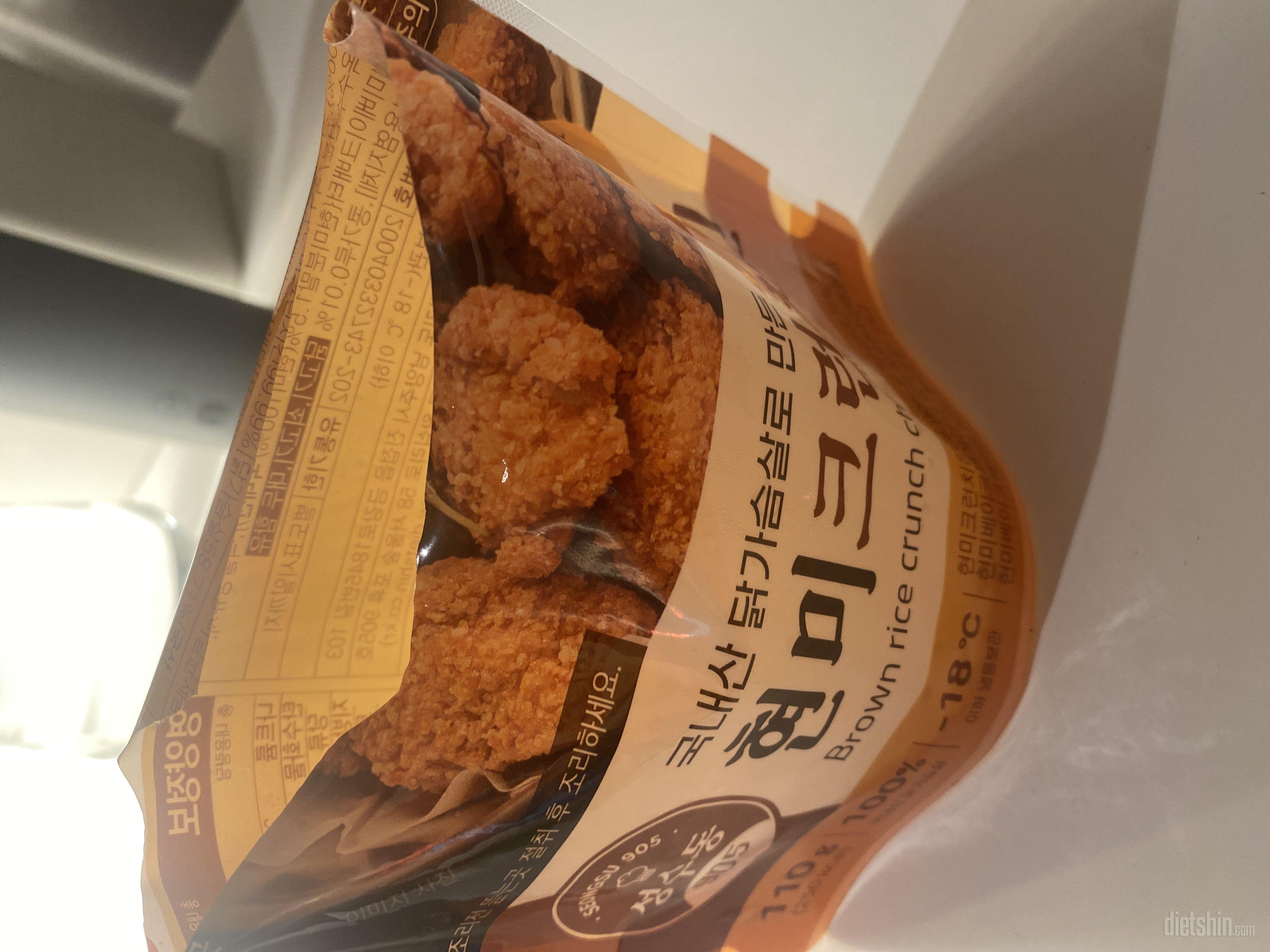 우리가 아는 치킨맛이에요..식단 오래