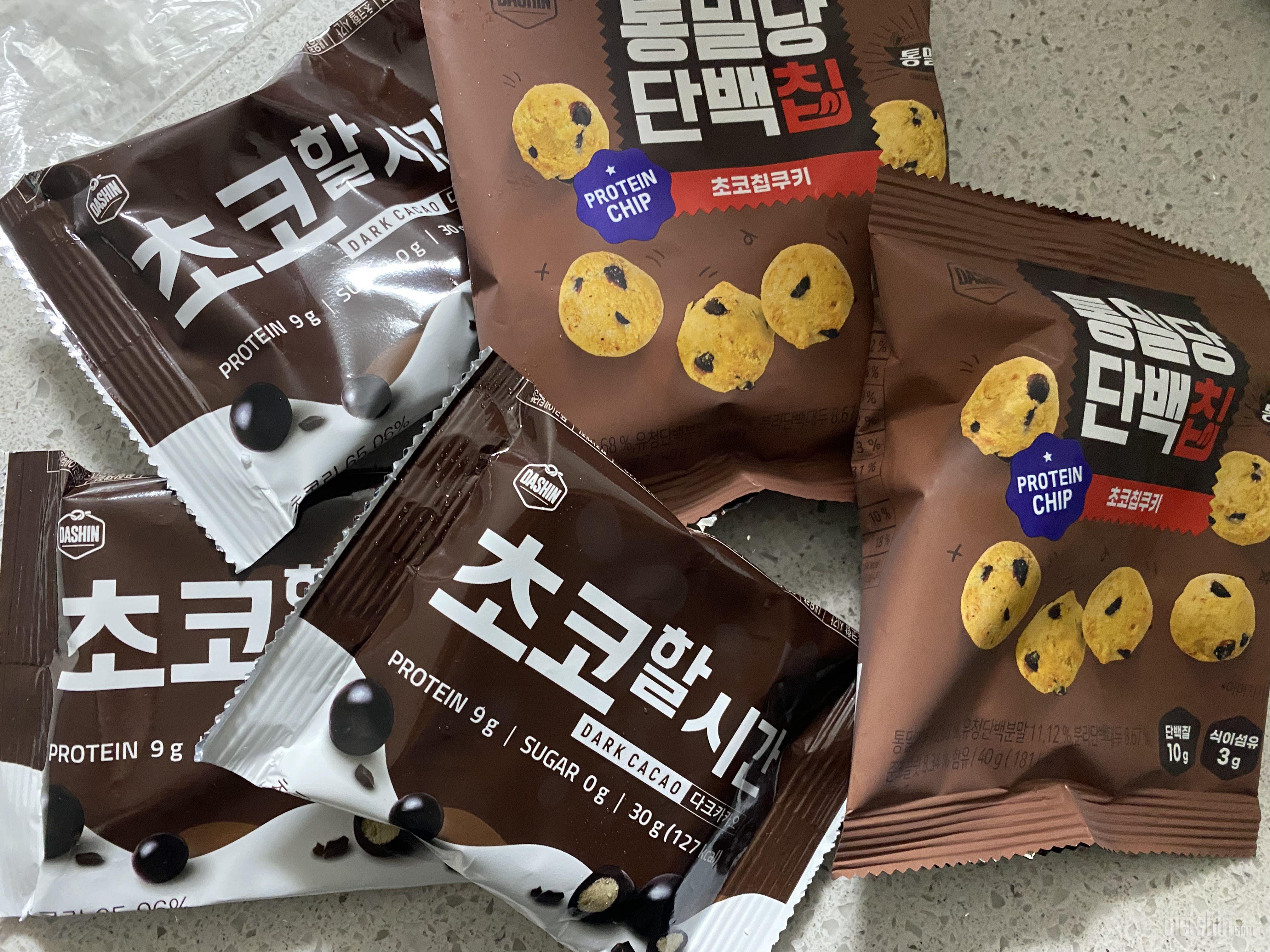 저번에 먹고 맛있어서 또 구입했어요