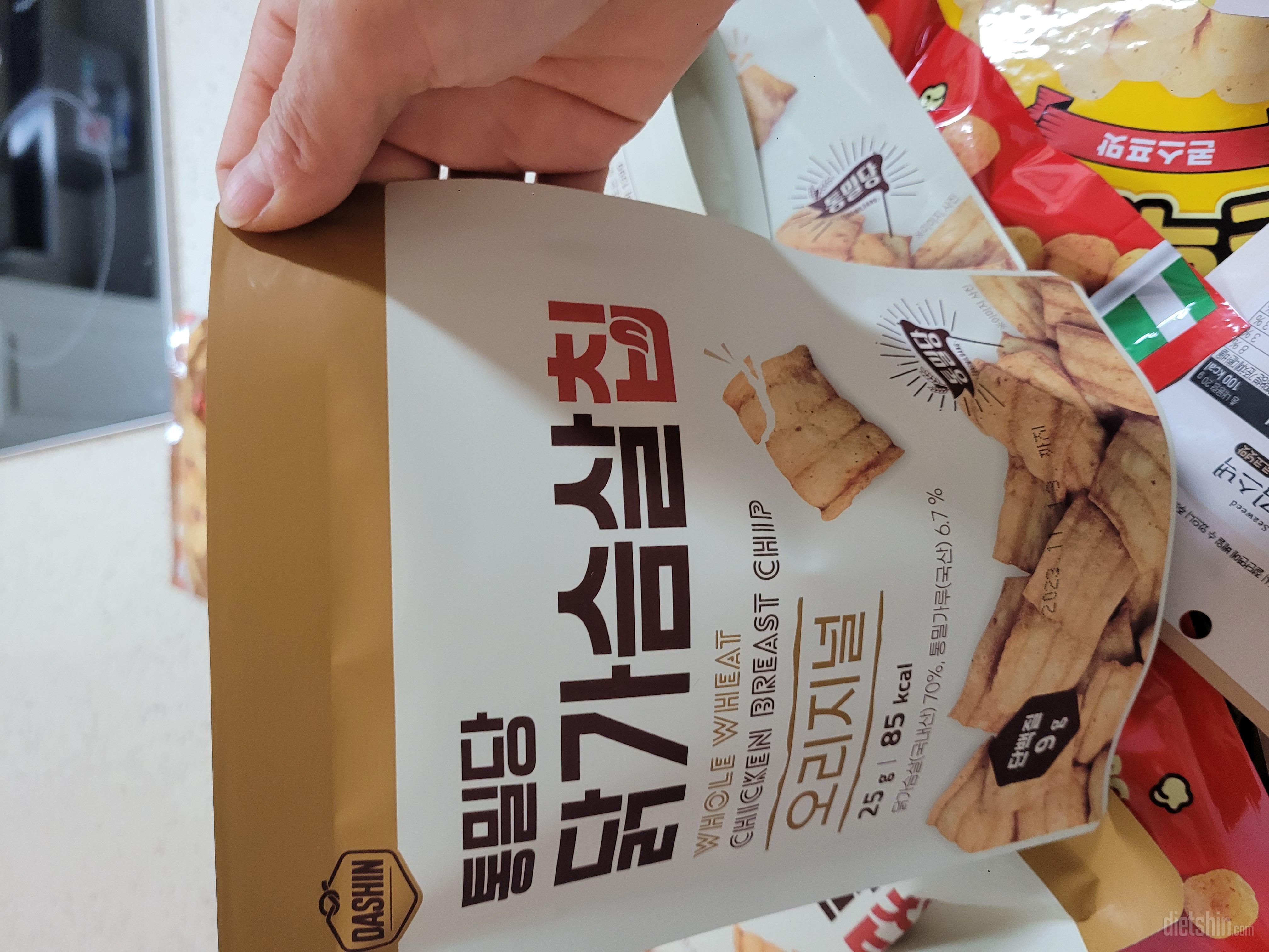 다이어트중에
너무 맛있어서 한번에