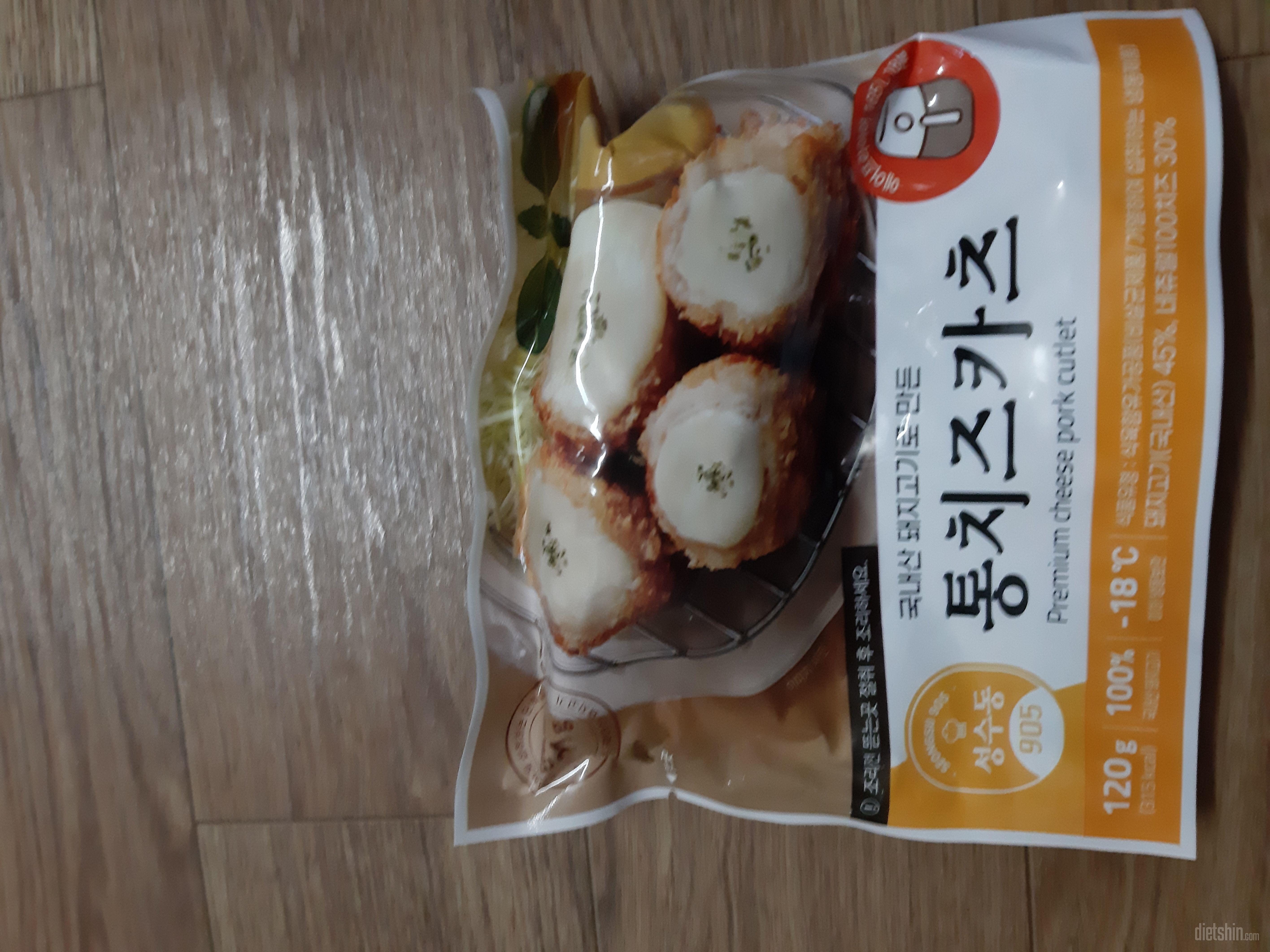 돈까스 맛집이네요. 냄새없고 치즈 듬