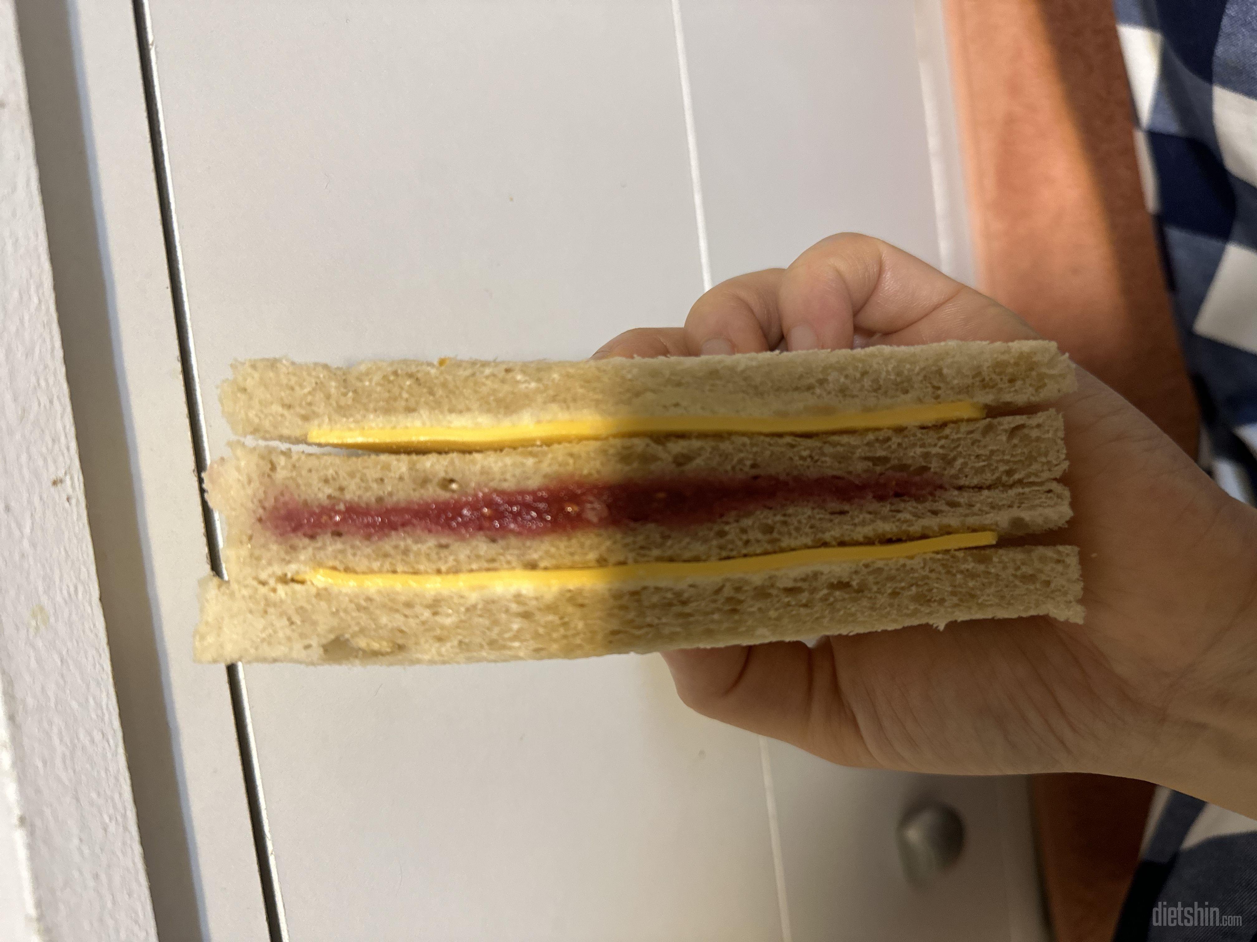 맛있어서 재구매했습니다