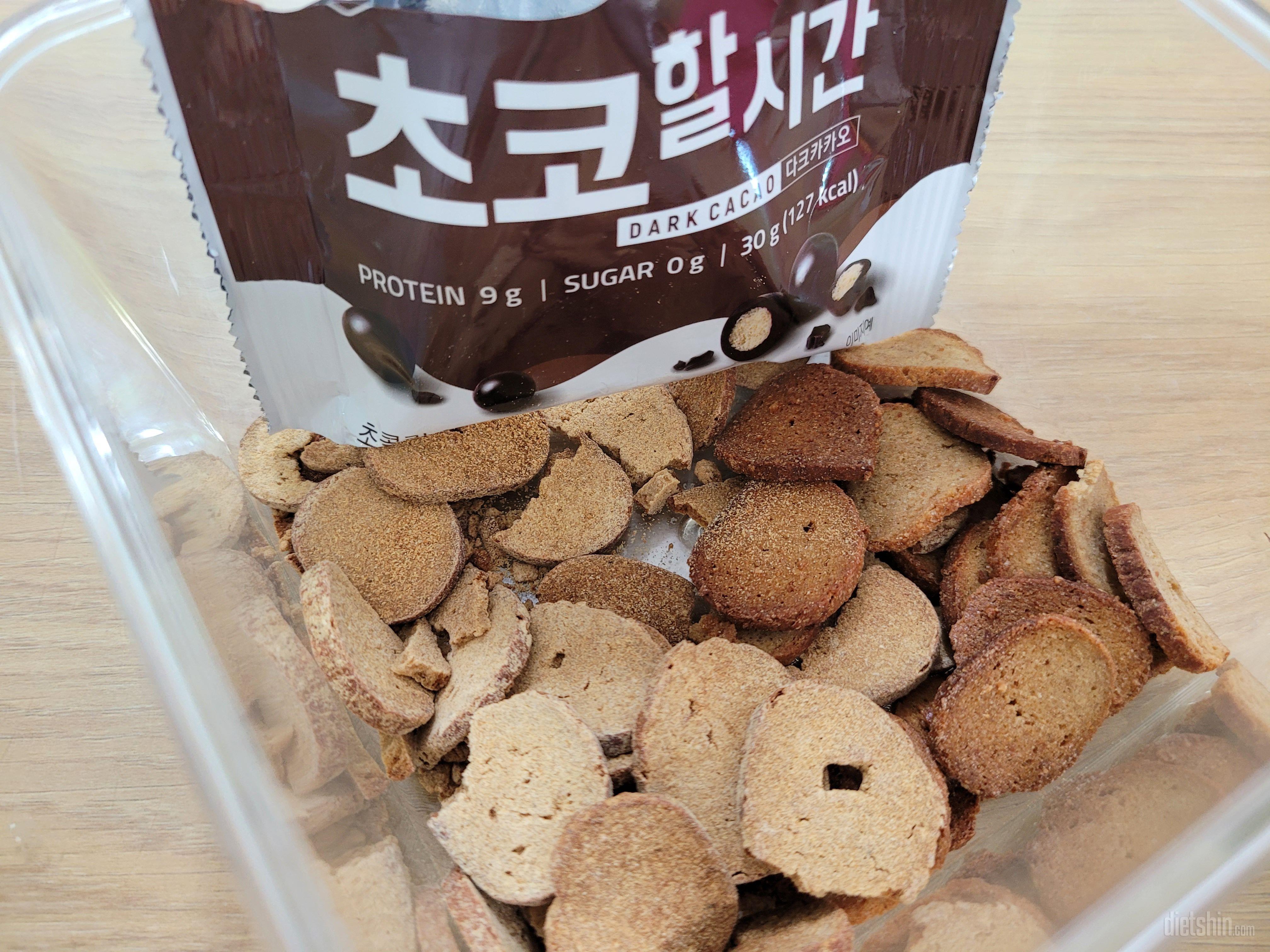 인절미,갈릭버터 사봤어요.식감은 조금