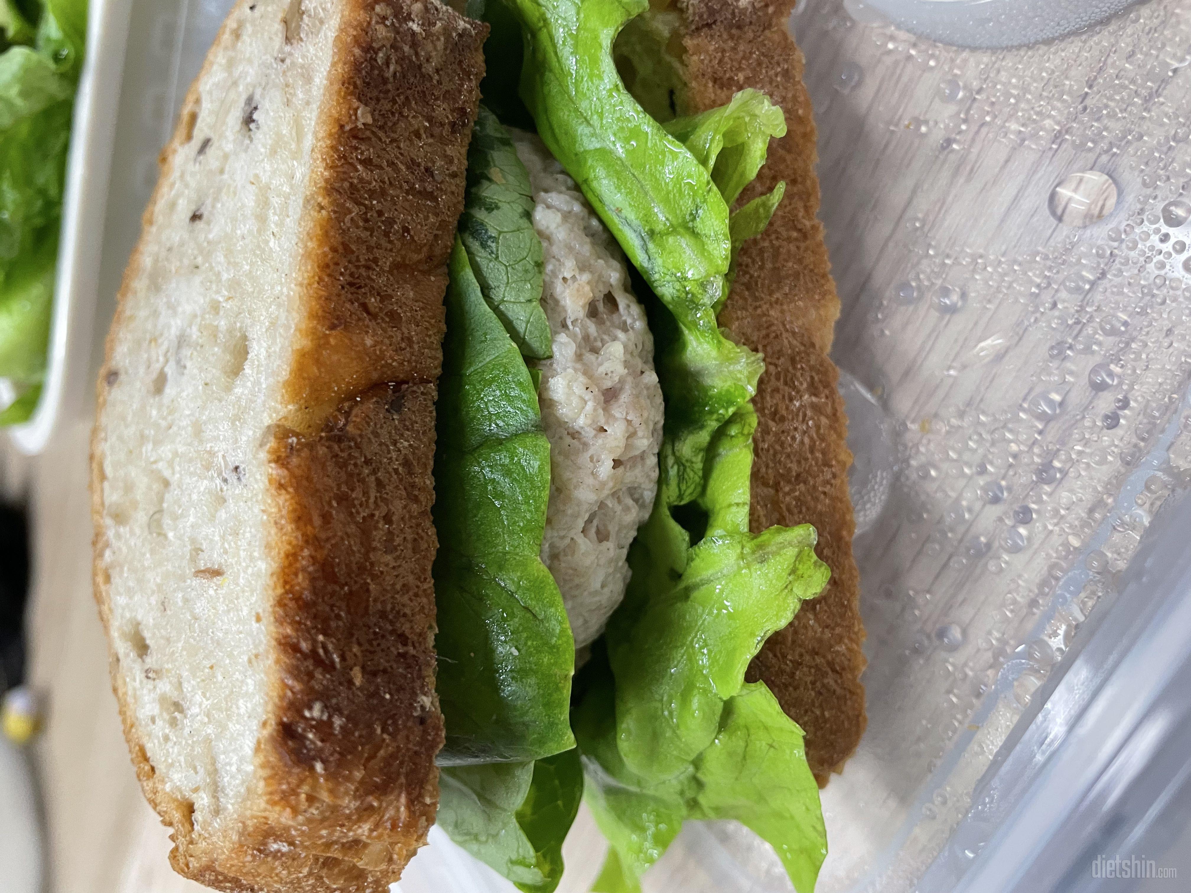 샌드위치 만들어 먹었어요 맛있어요