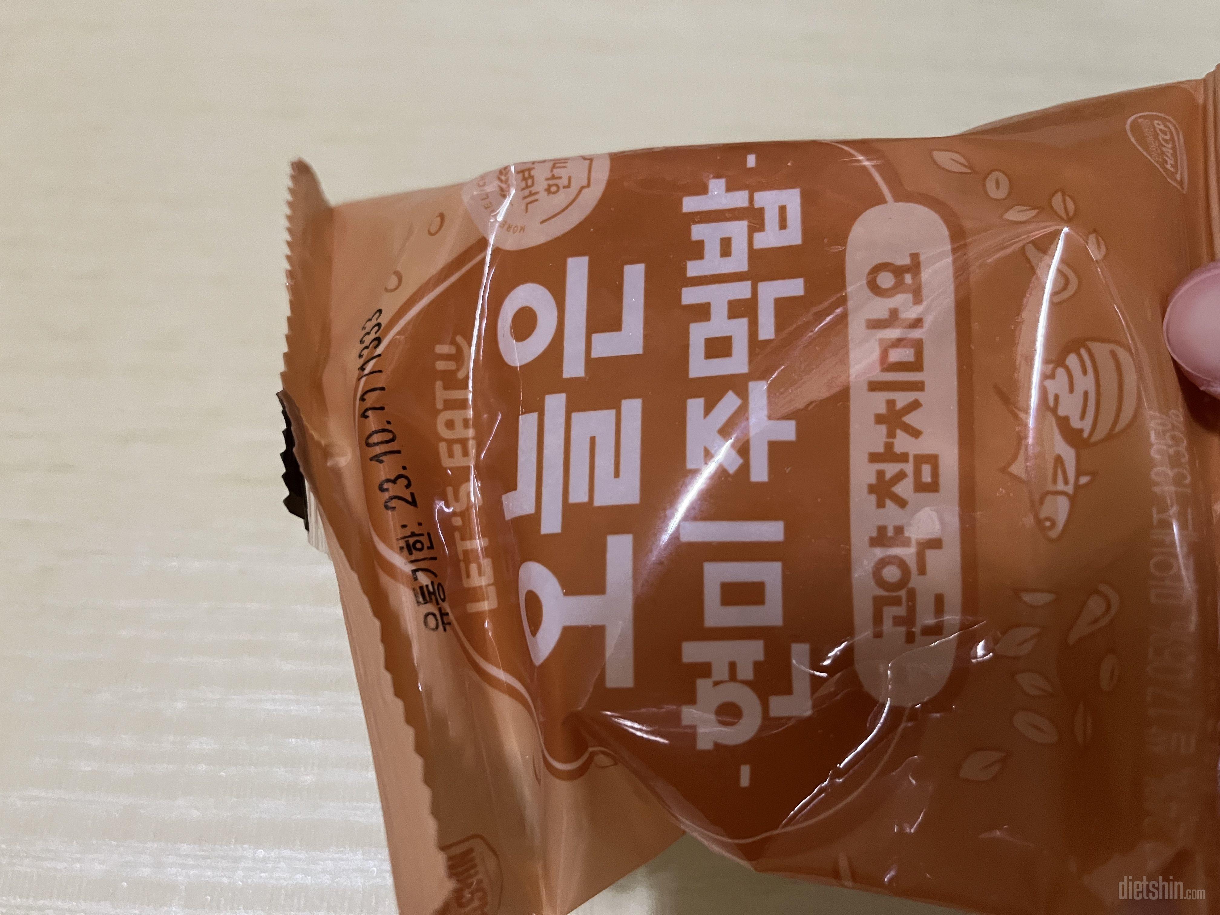 몇 번이나 재구매함 안 짜고 맛있어요