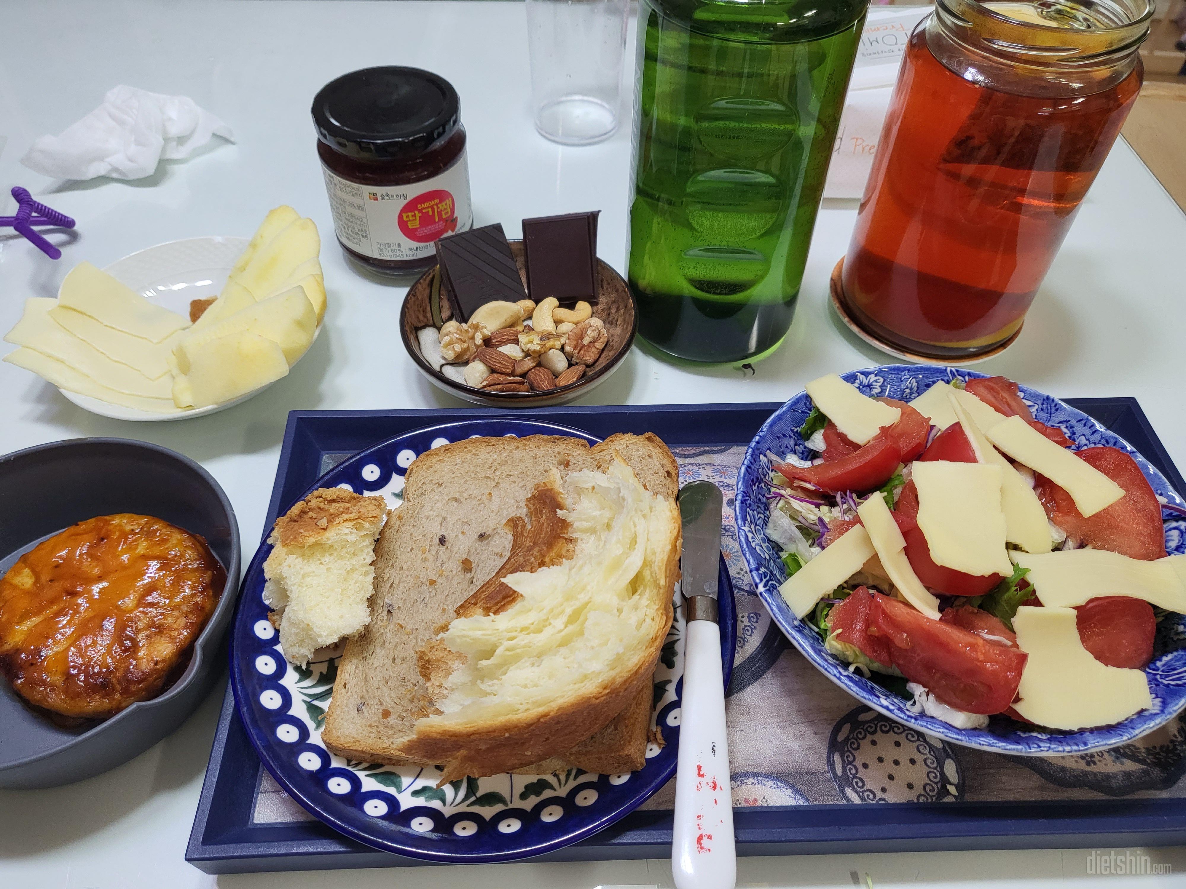 데미그라스맛 맛있어서 종류별로시켜봤는