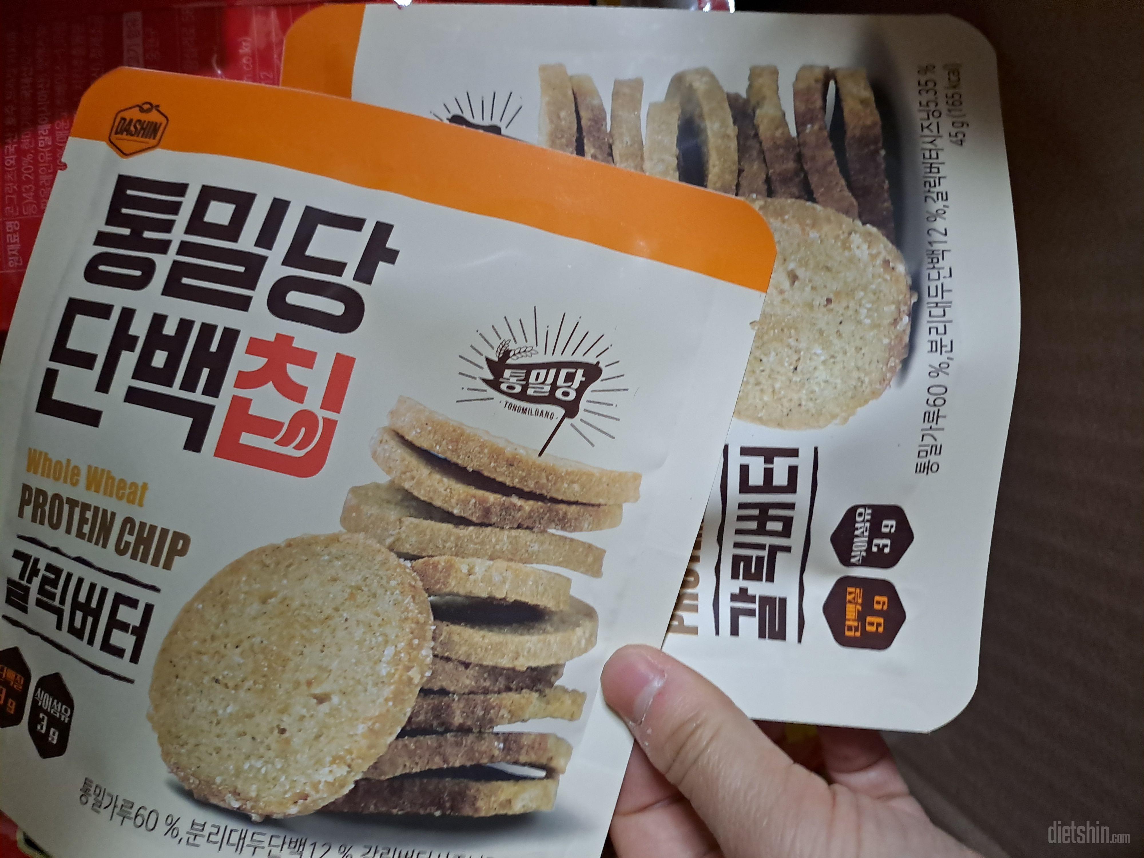 칼로리는 좀 높지만 맛있어요.
