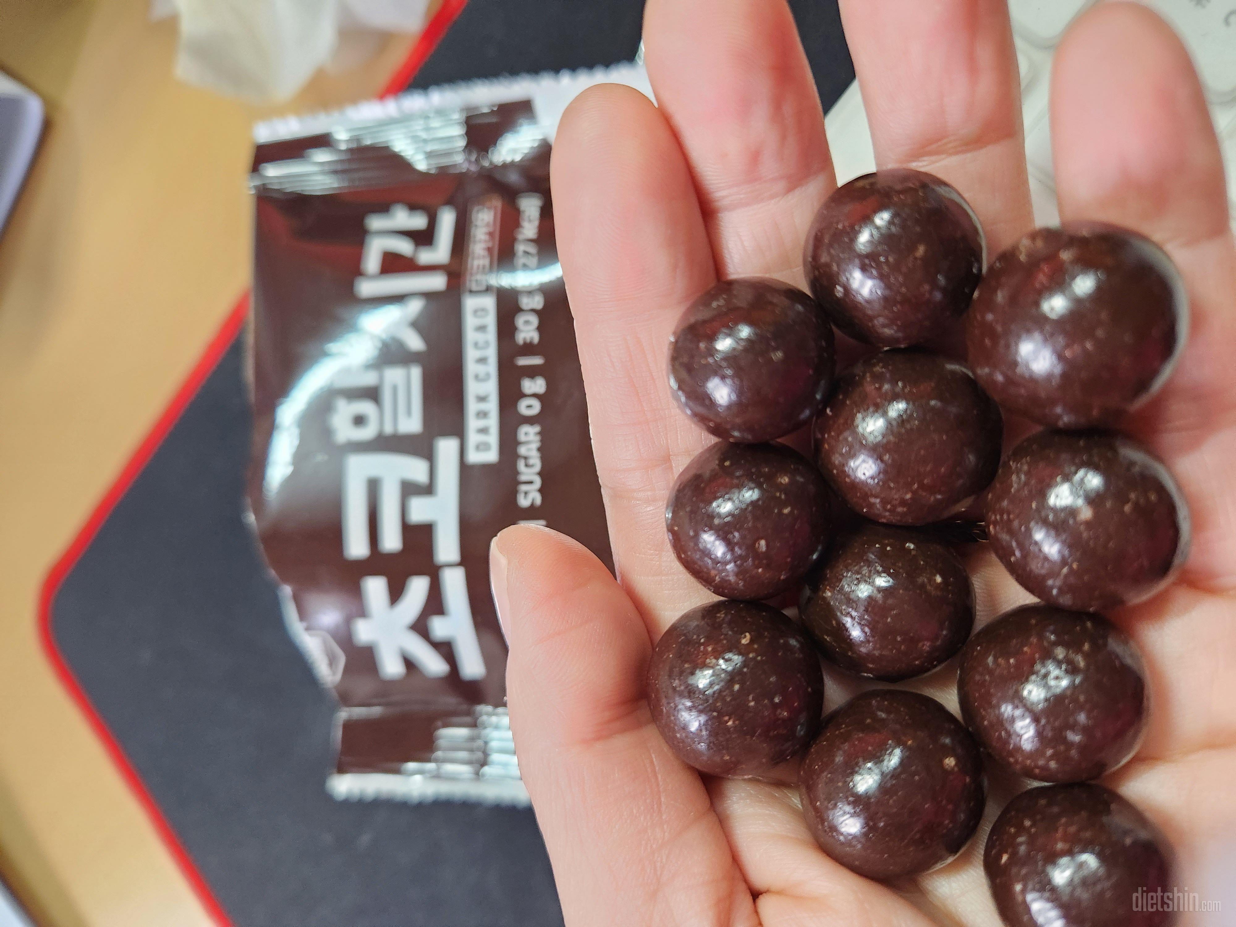 사무실에서 간식으로 먹어요.
