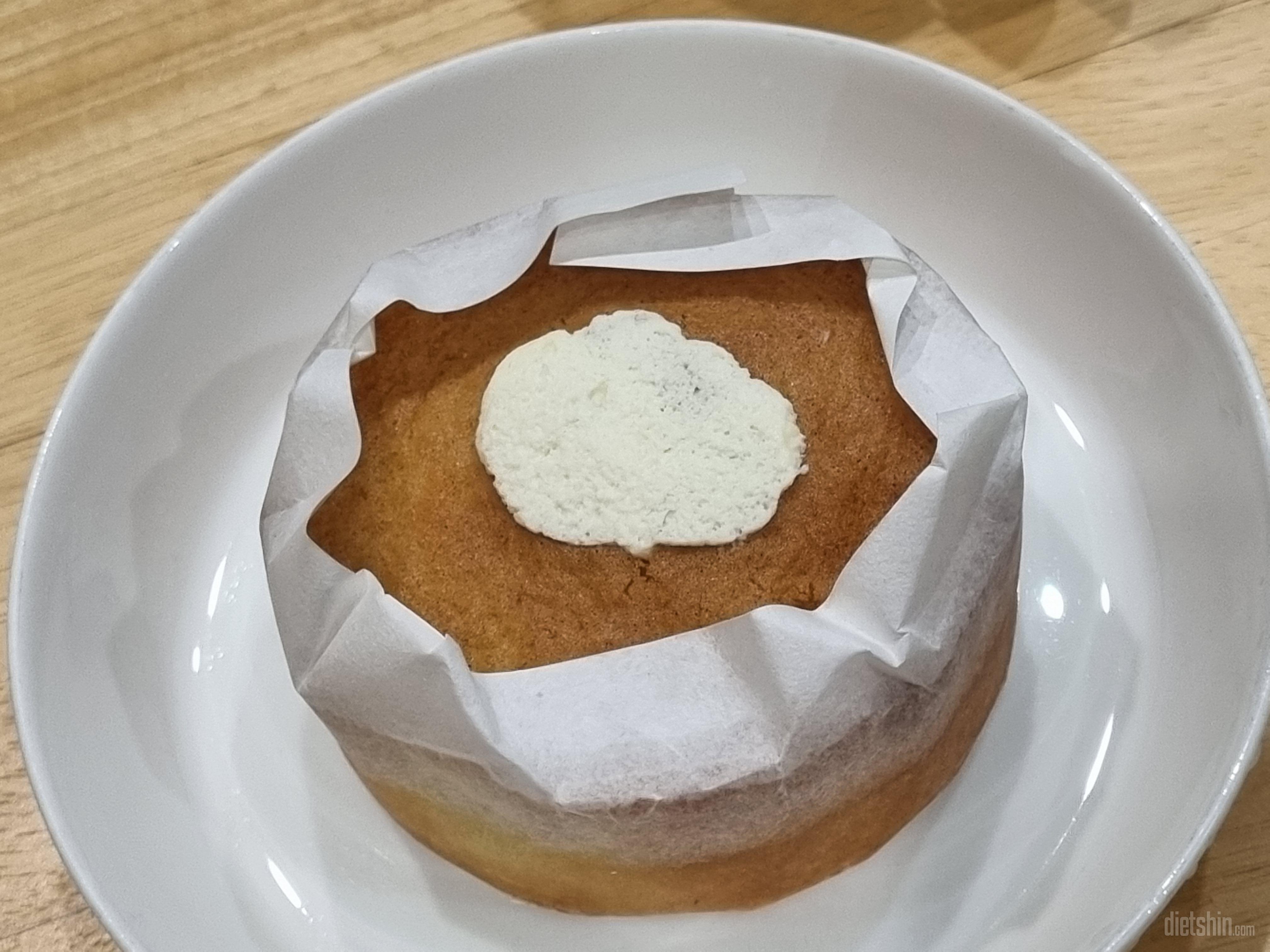 두유크림 빵이 속세 카스테라 맛이랑