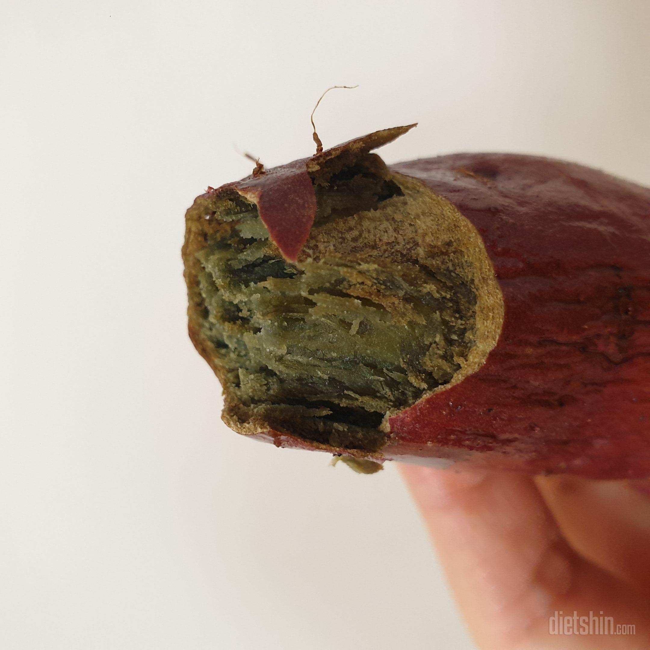 뽑기가 잘 못 걸렸나봐요.
윗둥 한