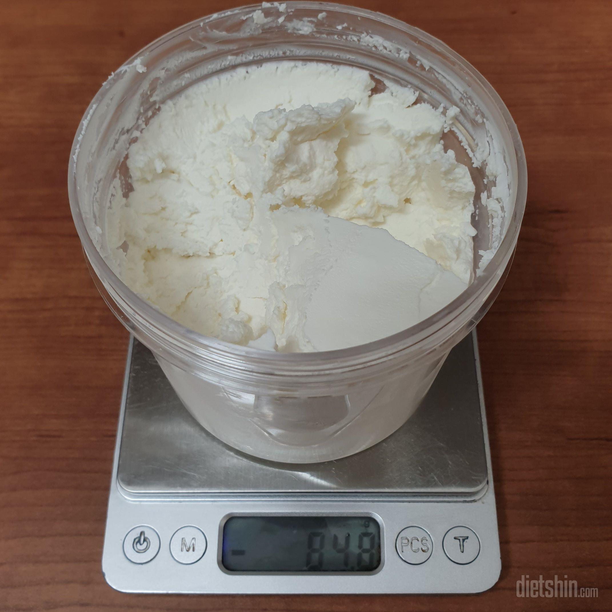 역시 이만큼 꾸덕한 그릭요거트를 찾을