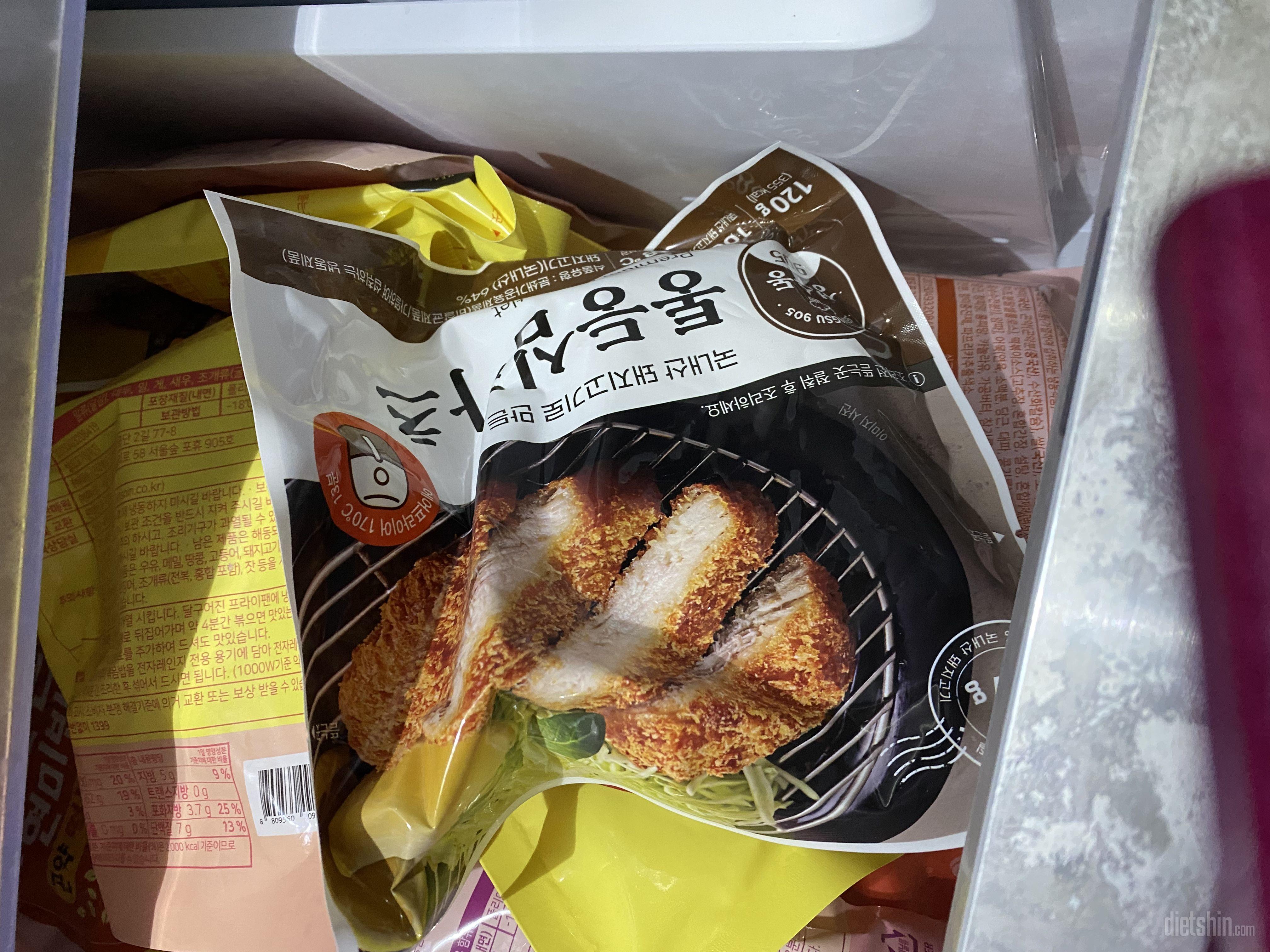 느끼한것땡길때 먹으면 좋아요 맛있습니