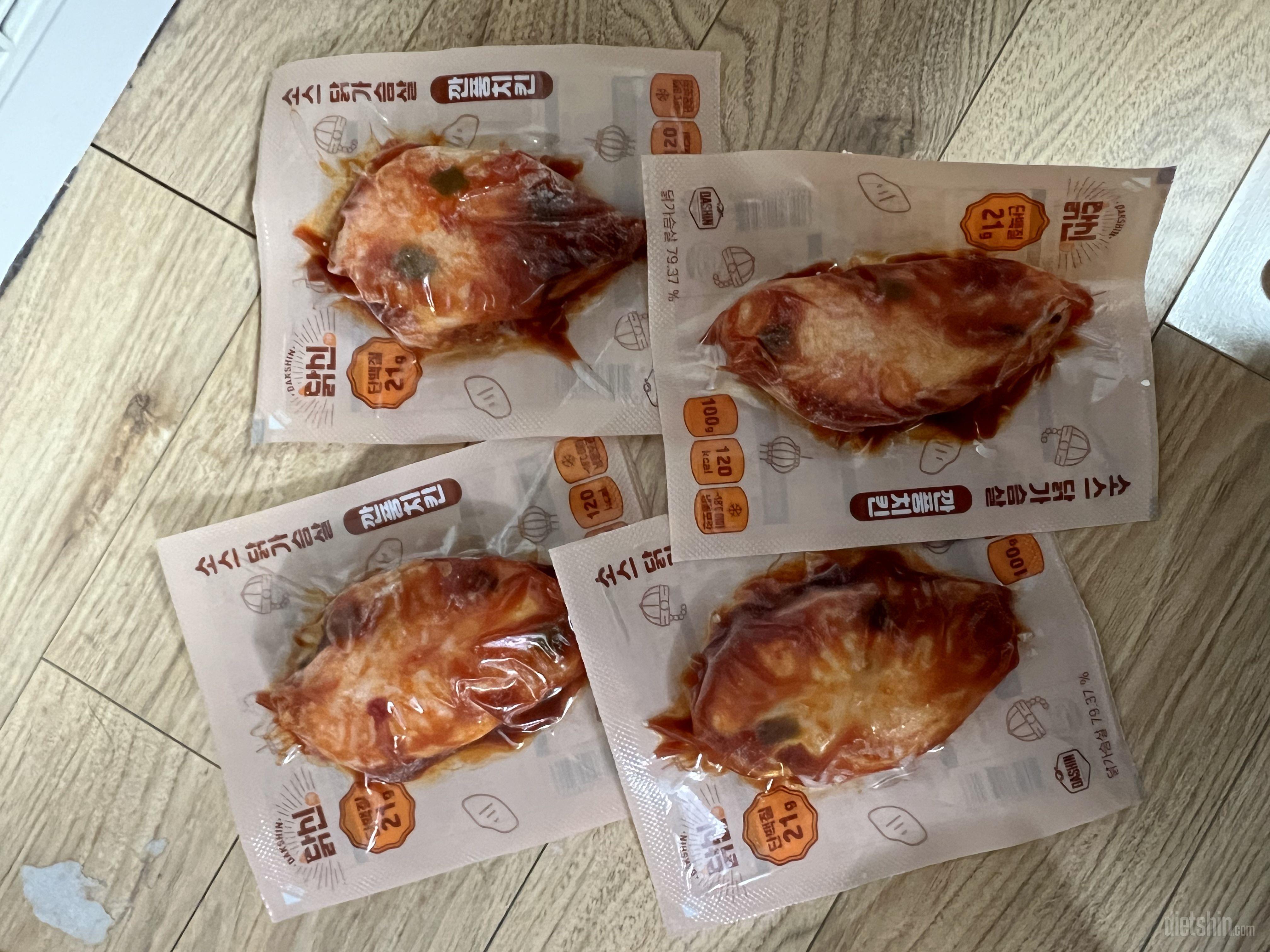 벌써 여러번 시켜먹고 있어요 정말 맛