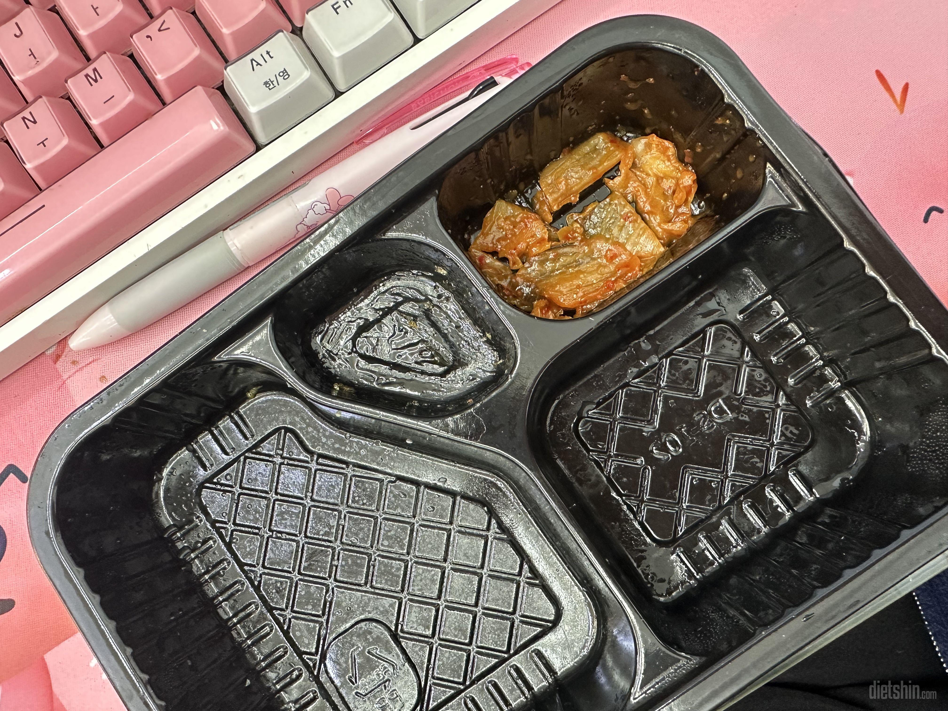 도시랃 맛이써서 백개는 시켜먹는중 같