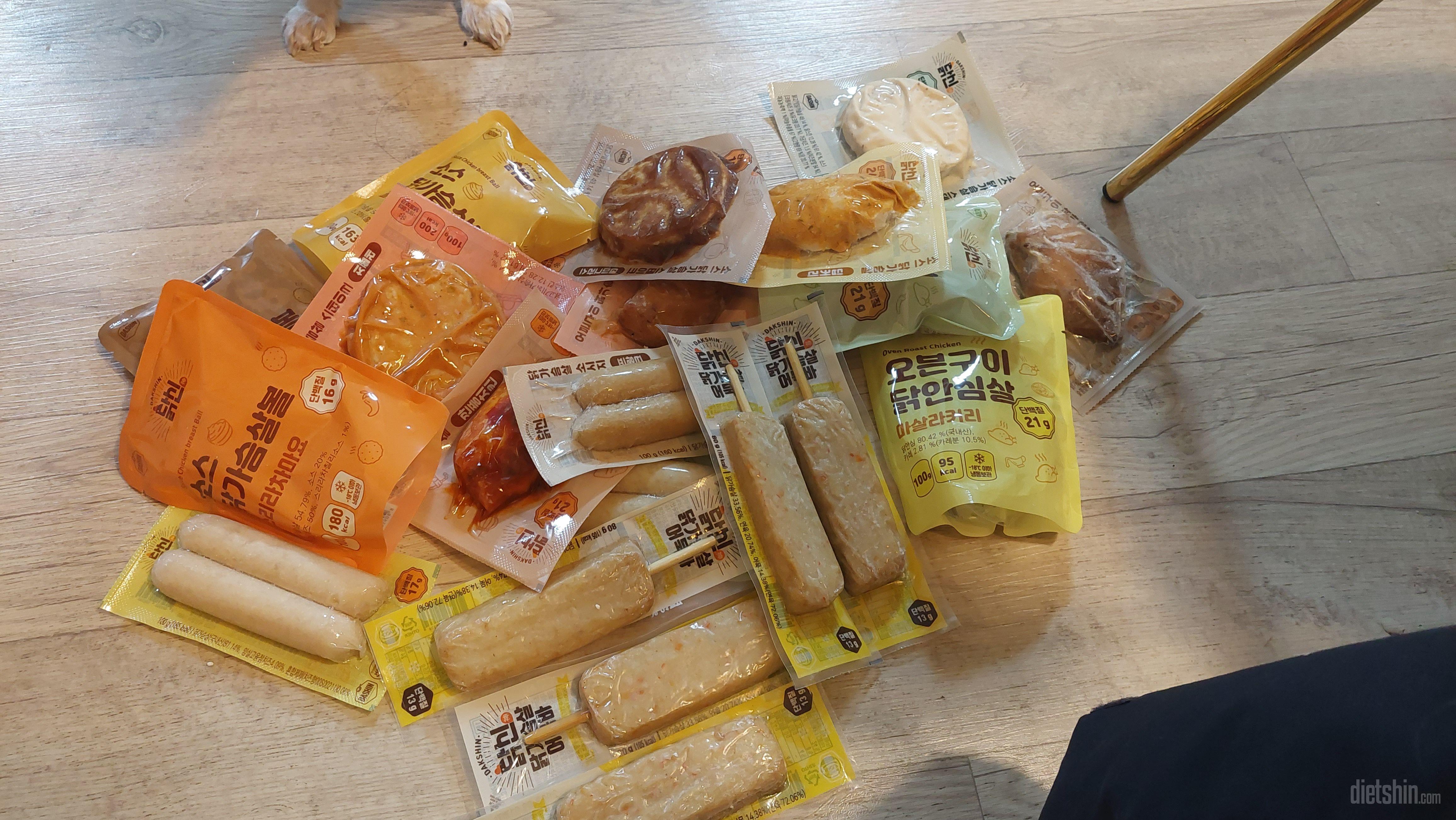 아주 푸짐합니다.
어묵바5개 서비스