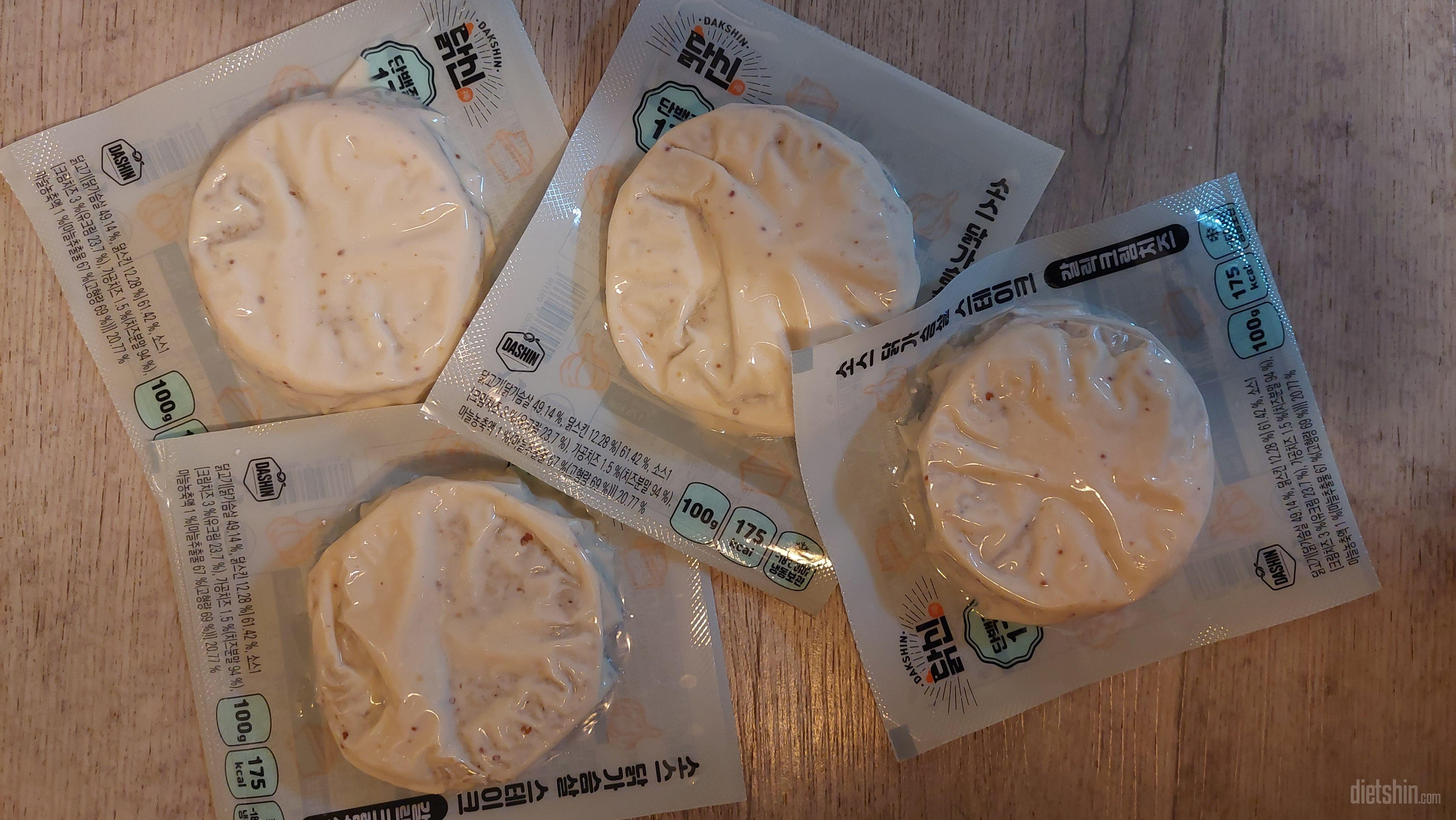 맛있어요. 통밀파스타 조금해서 같이먹