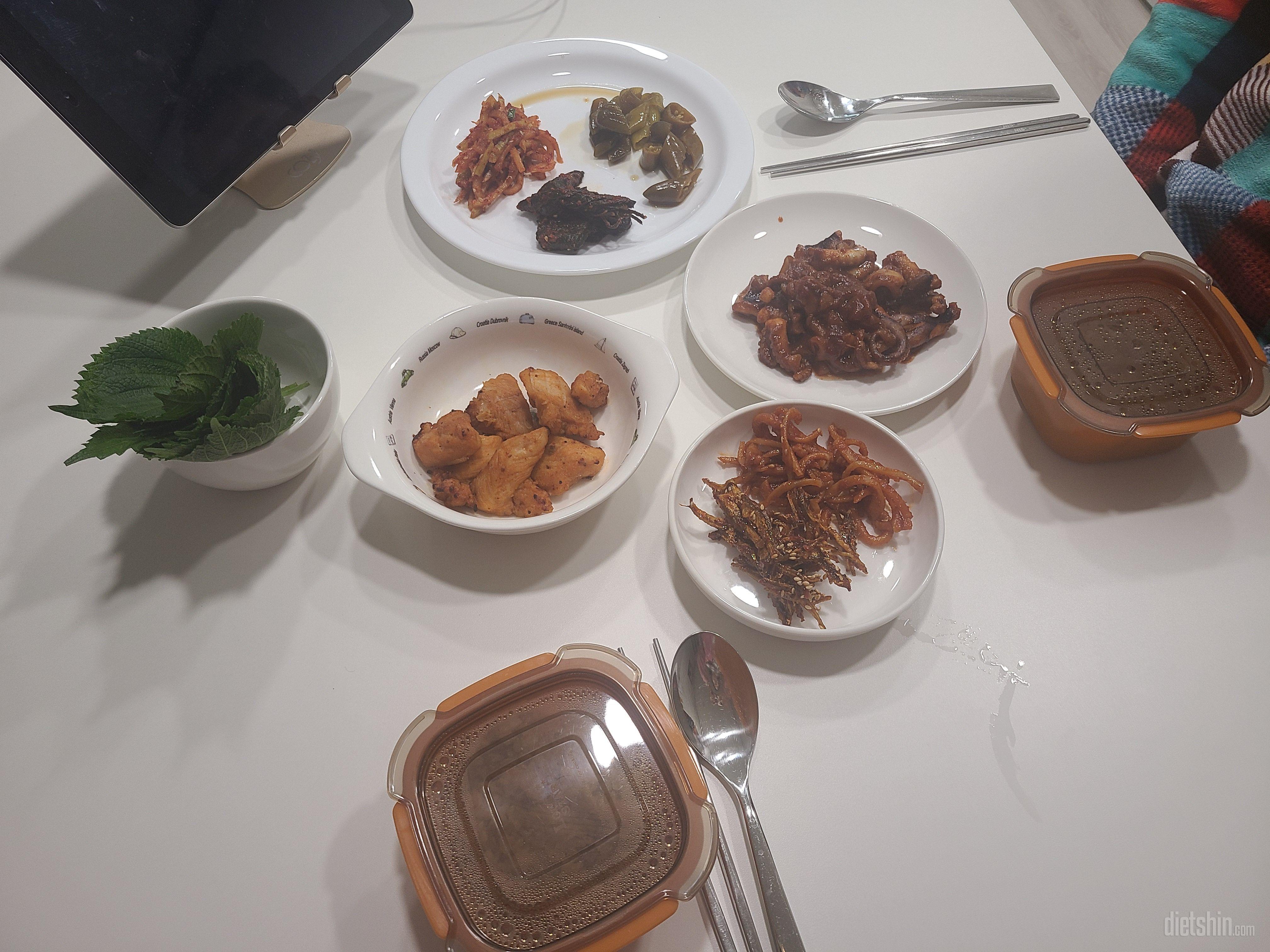 맛있어요
생각보다 쭈꾸미가 실하네요