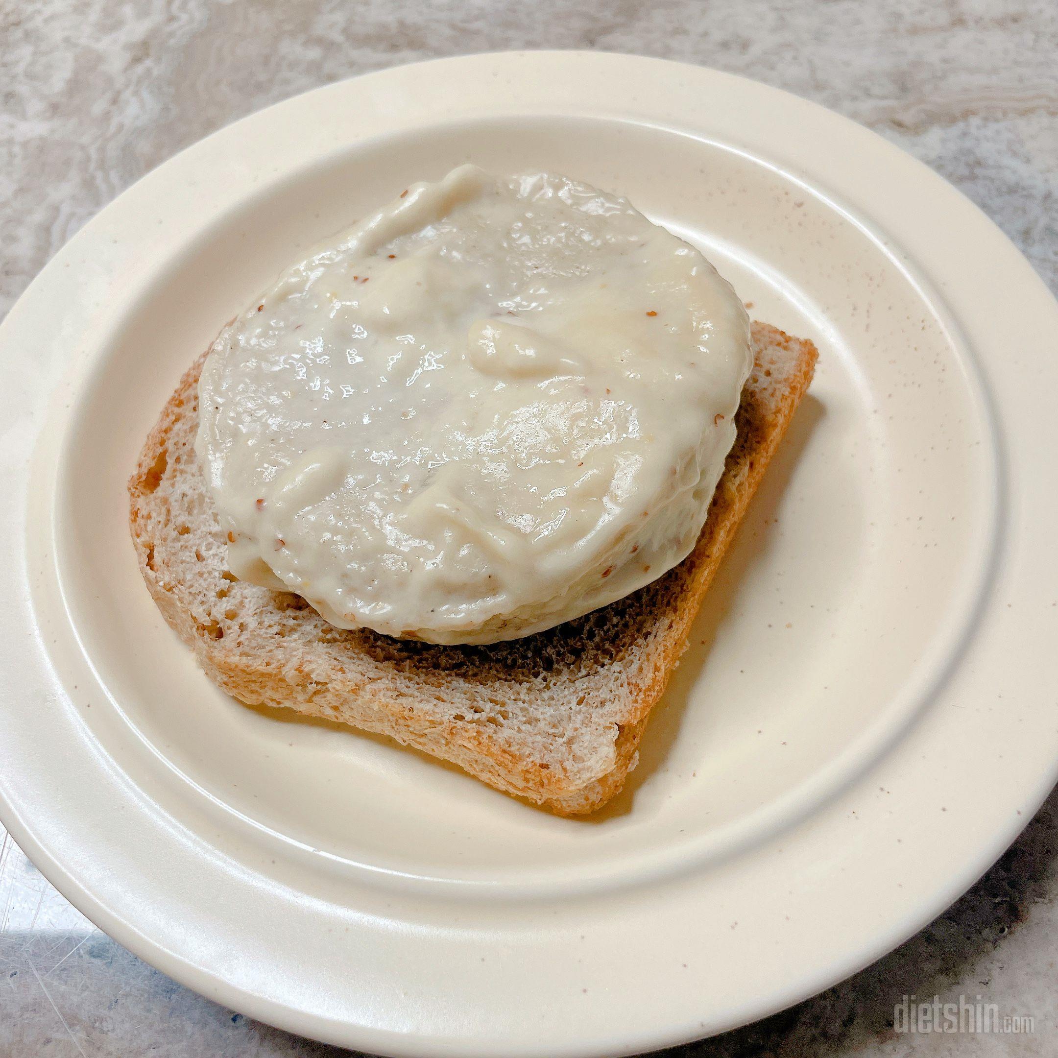 빵에 올려먹어도 너무 맛있어요 개인적