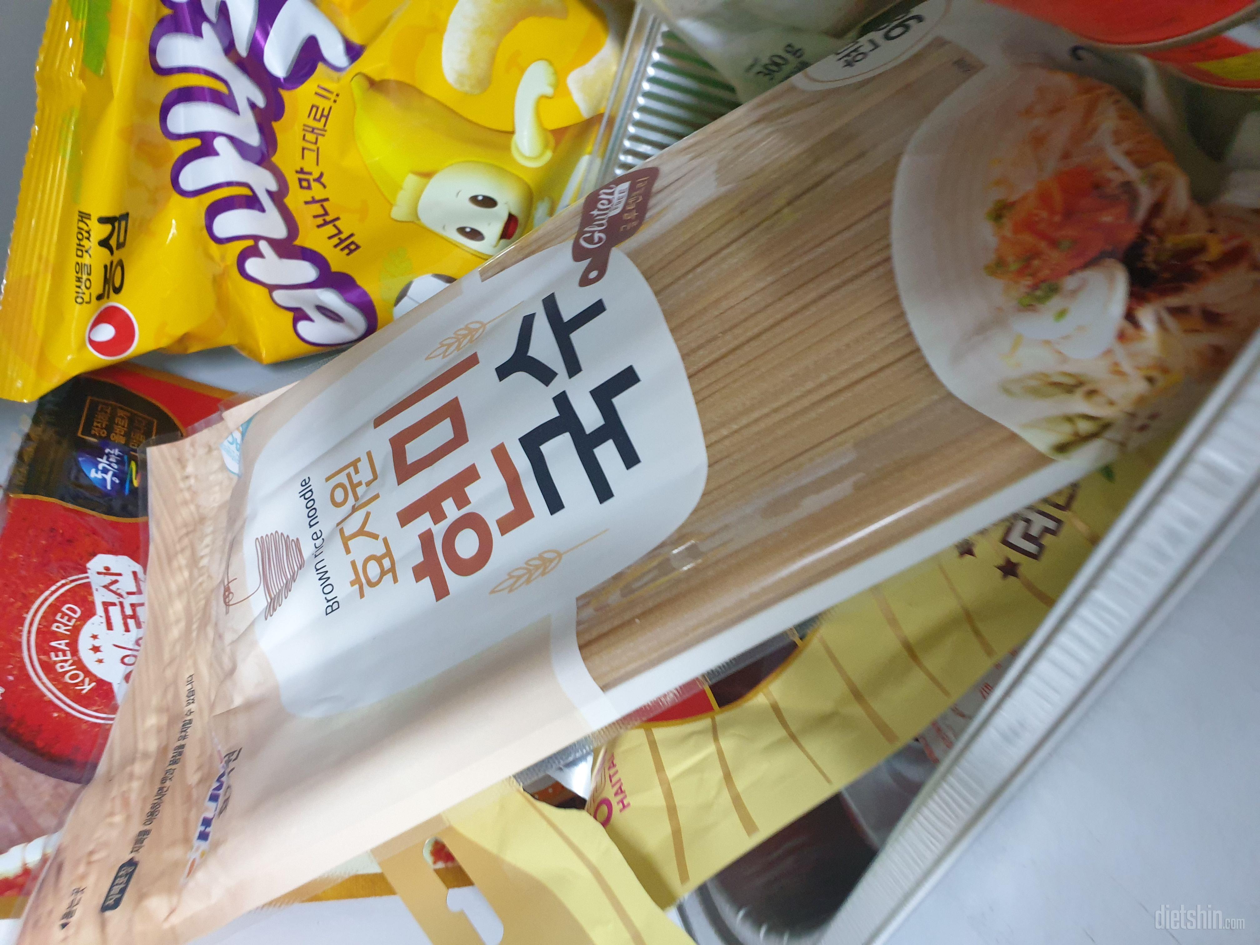 다욧중인데 국수를 넘 좋아해요 
좀
