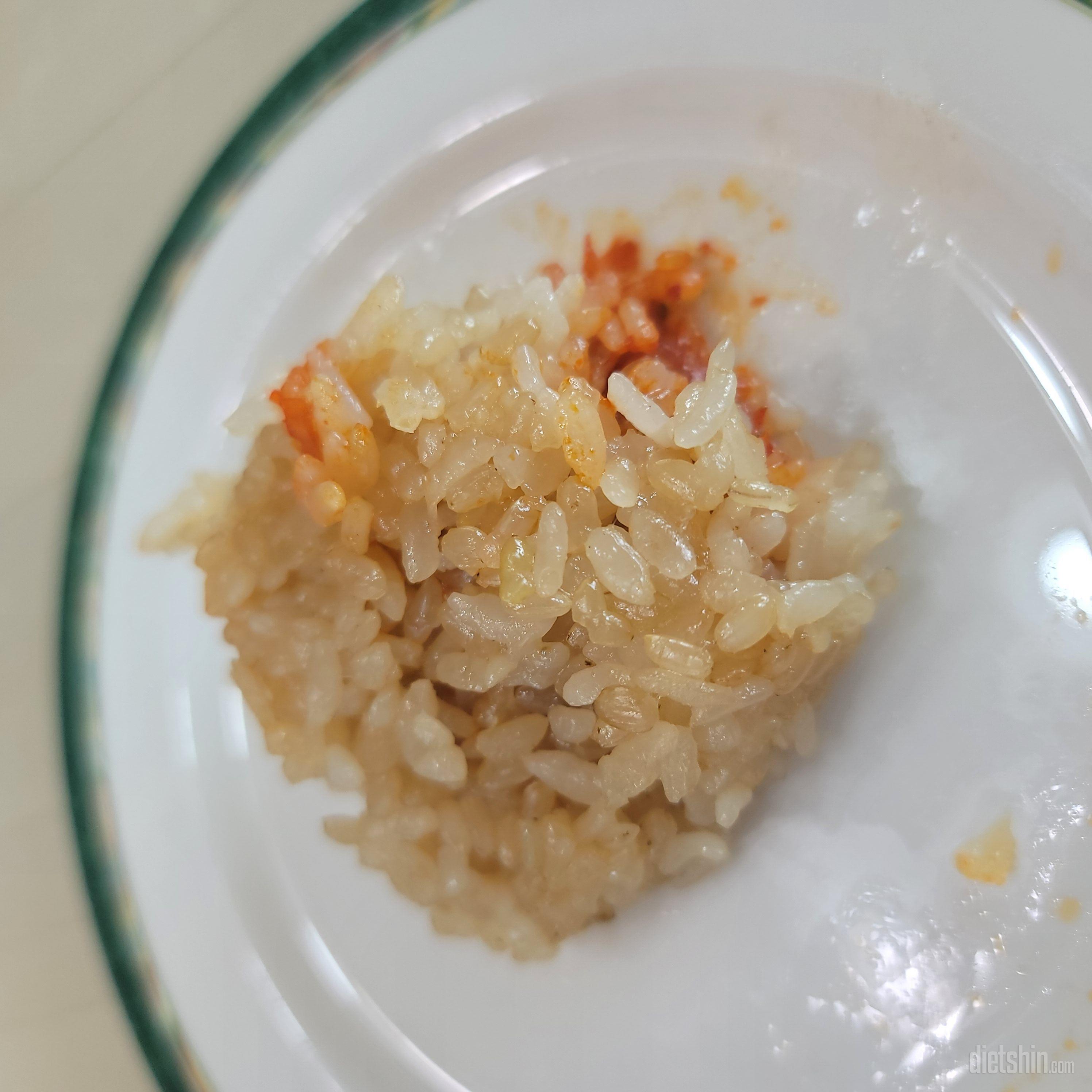 맛있어요!!!!! 김치만산걸 후회되네