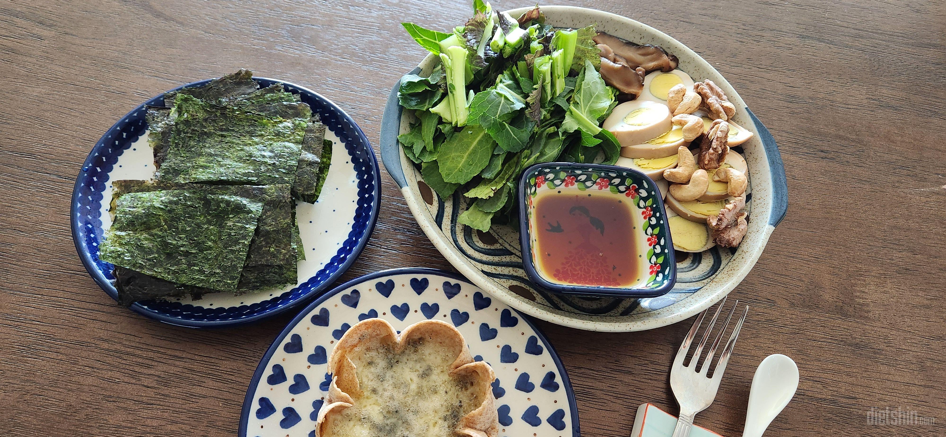 쪼끄만데 맛나네요!!!!!!아주 조아