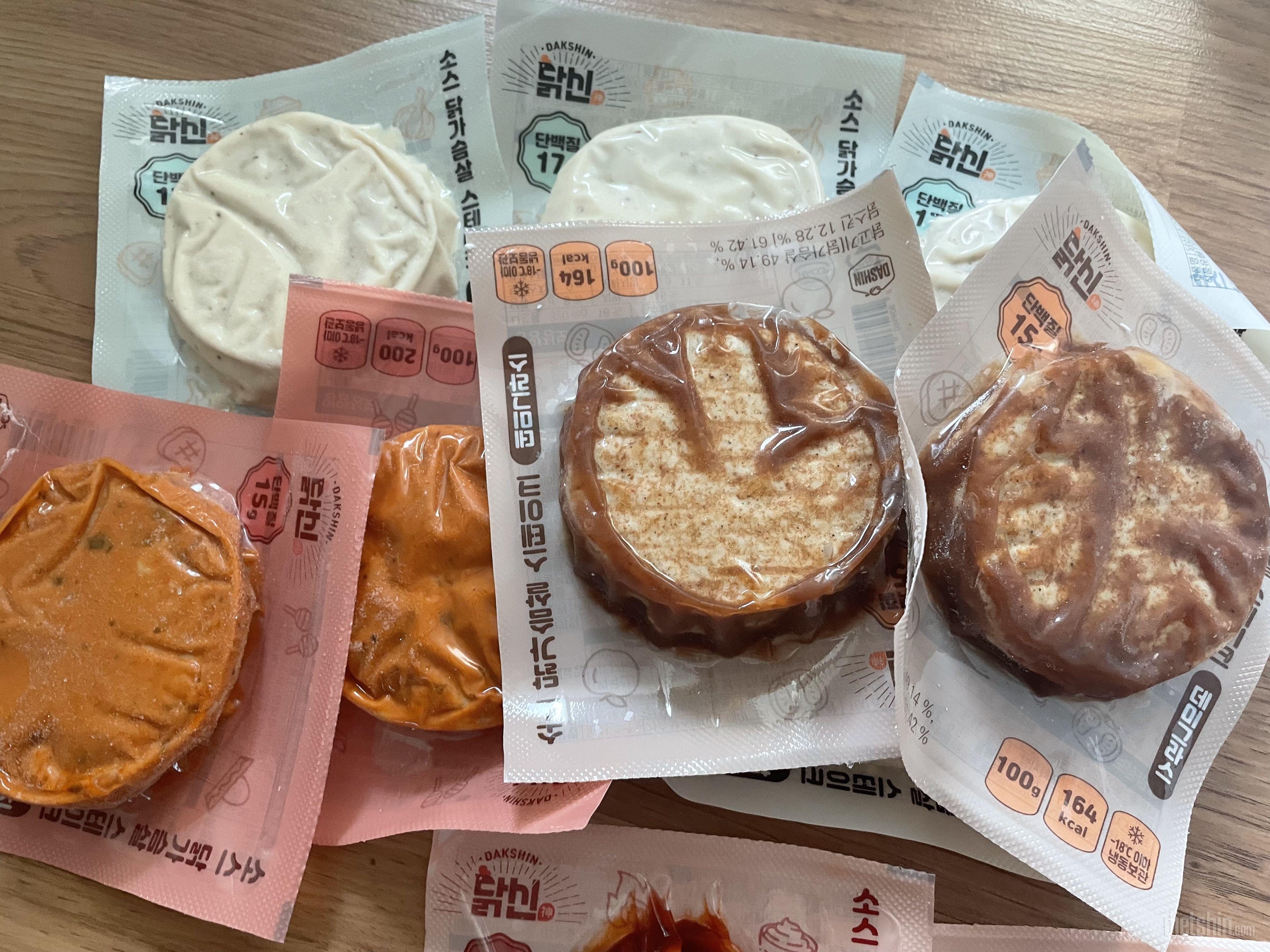 맛있러욤
한 번 먹어보고 떨어질 때