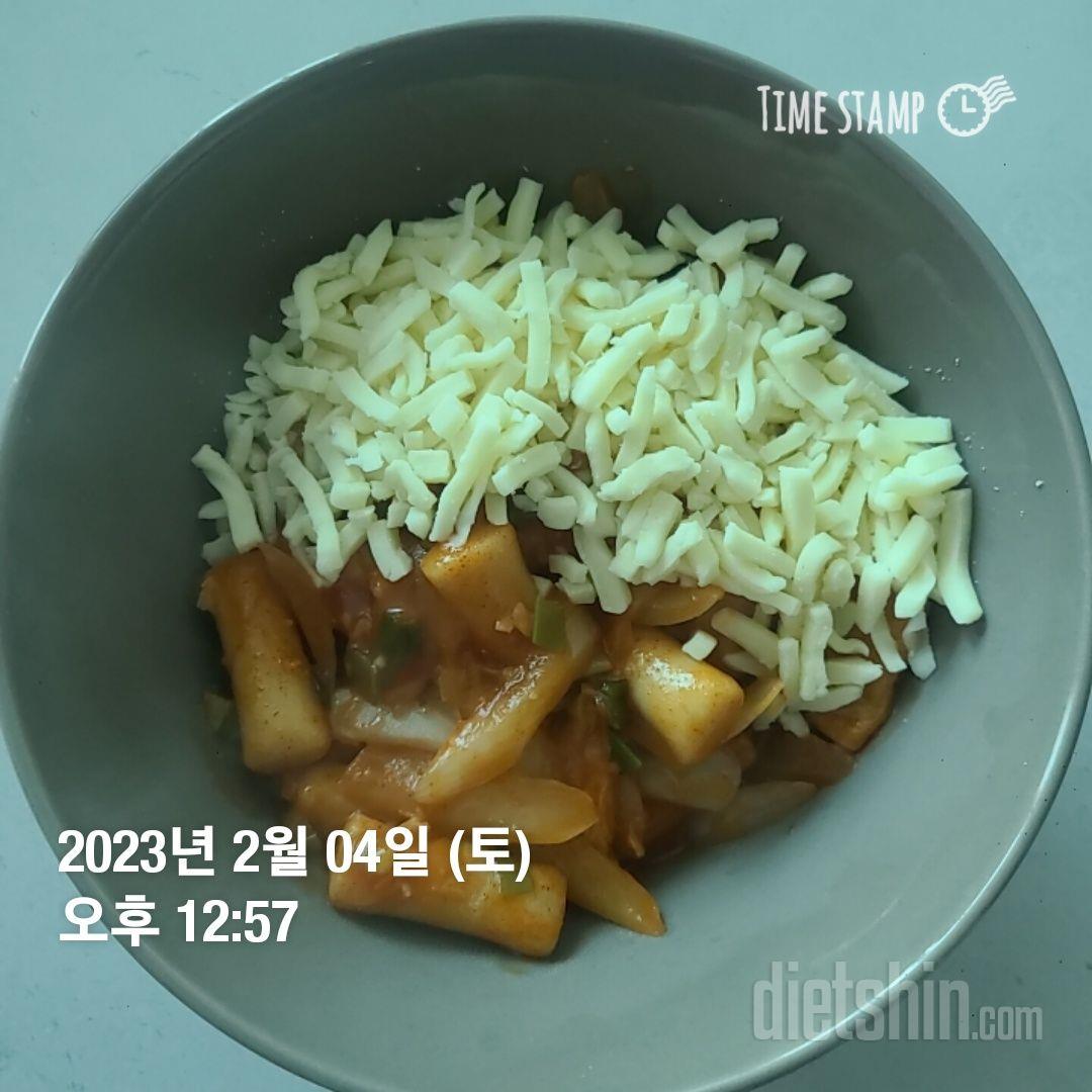 일단 다른 떡볶이 제품에 비해 양도