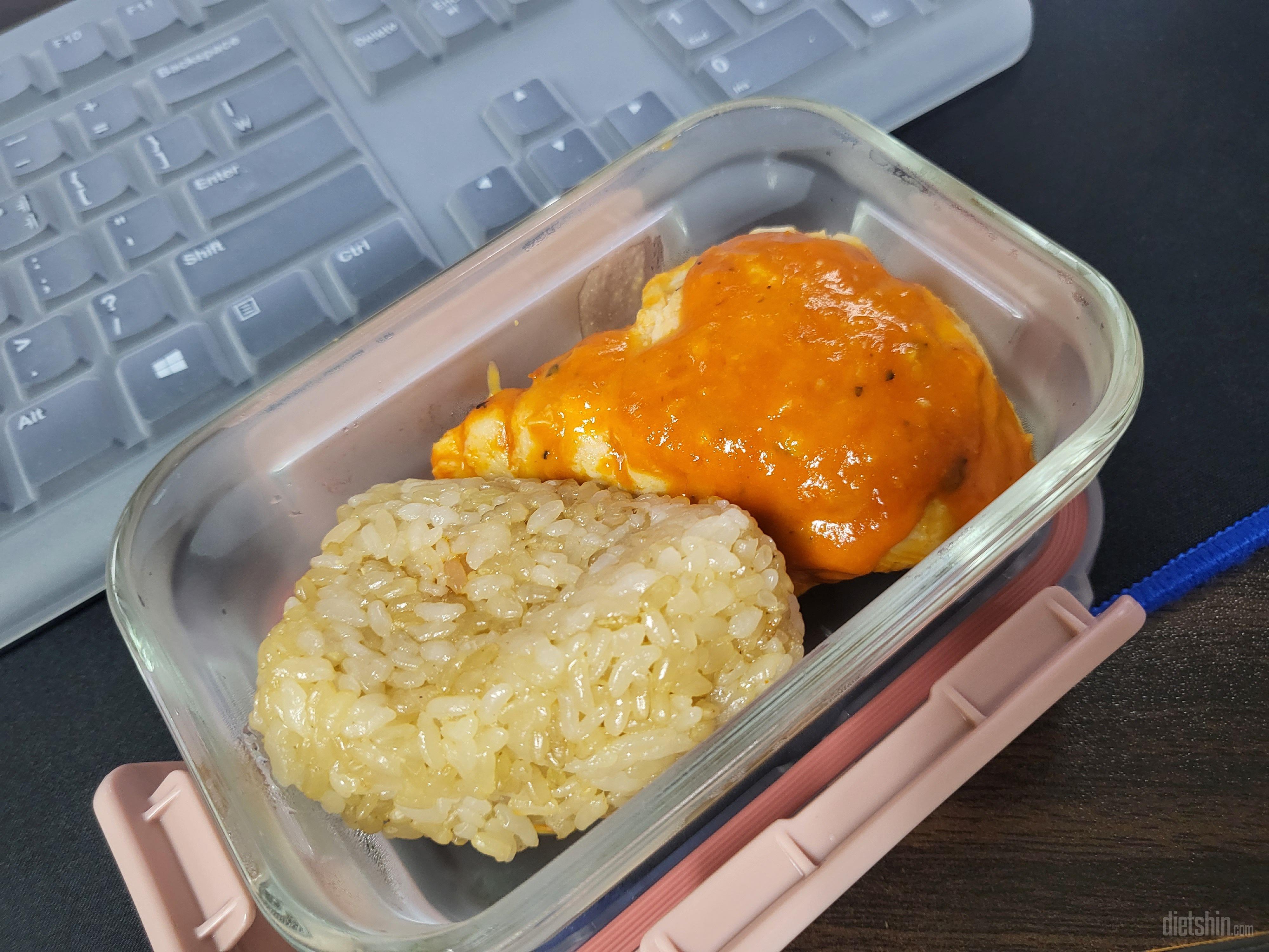 다이어트겸 회사 도시락으로 싸다니는데