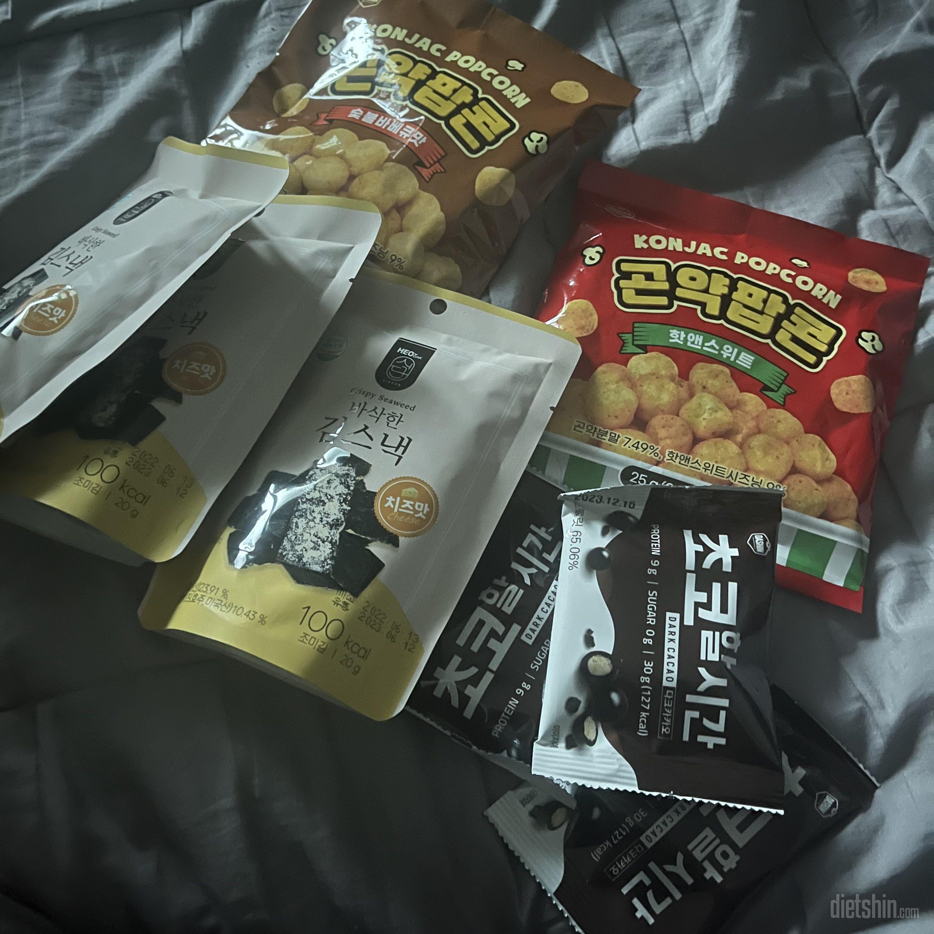 핫앤위트는 치토스맛 곤약이고 뭐고 그