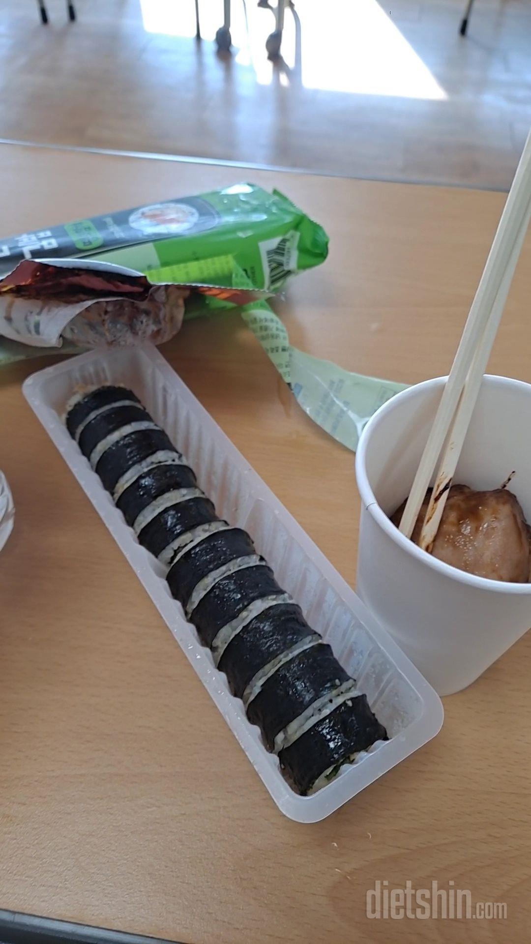 늘 맛있게 주문해서 먹어요ㅎㅎ 회사에