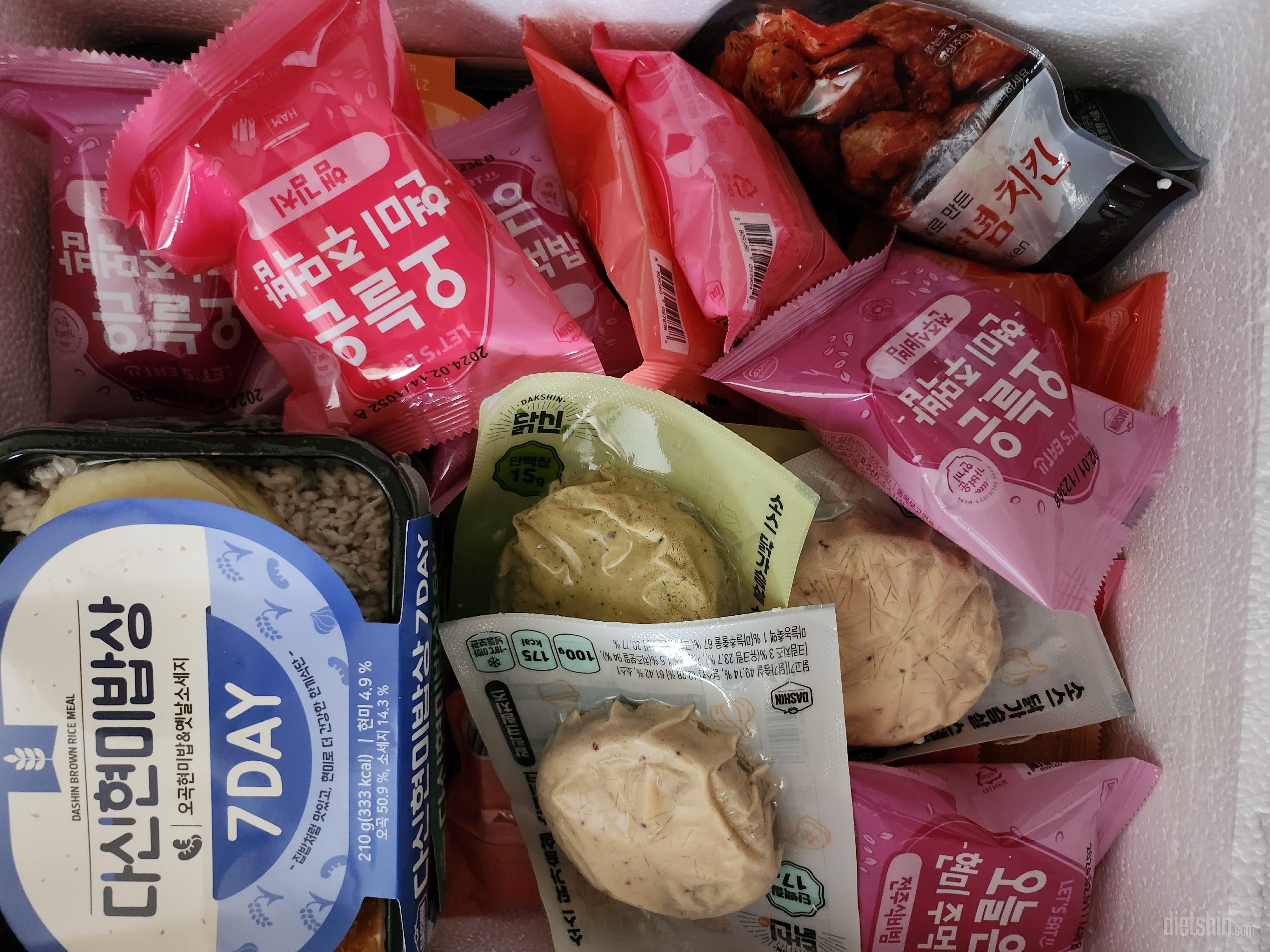 세번째 주문해요
엄청 맛있는건 아니