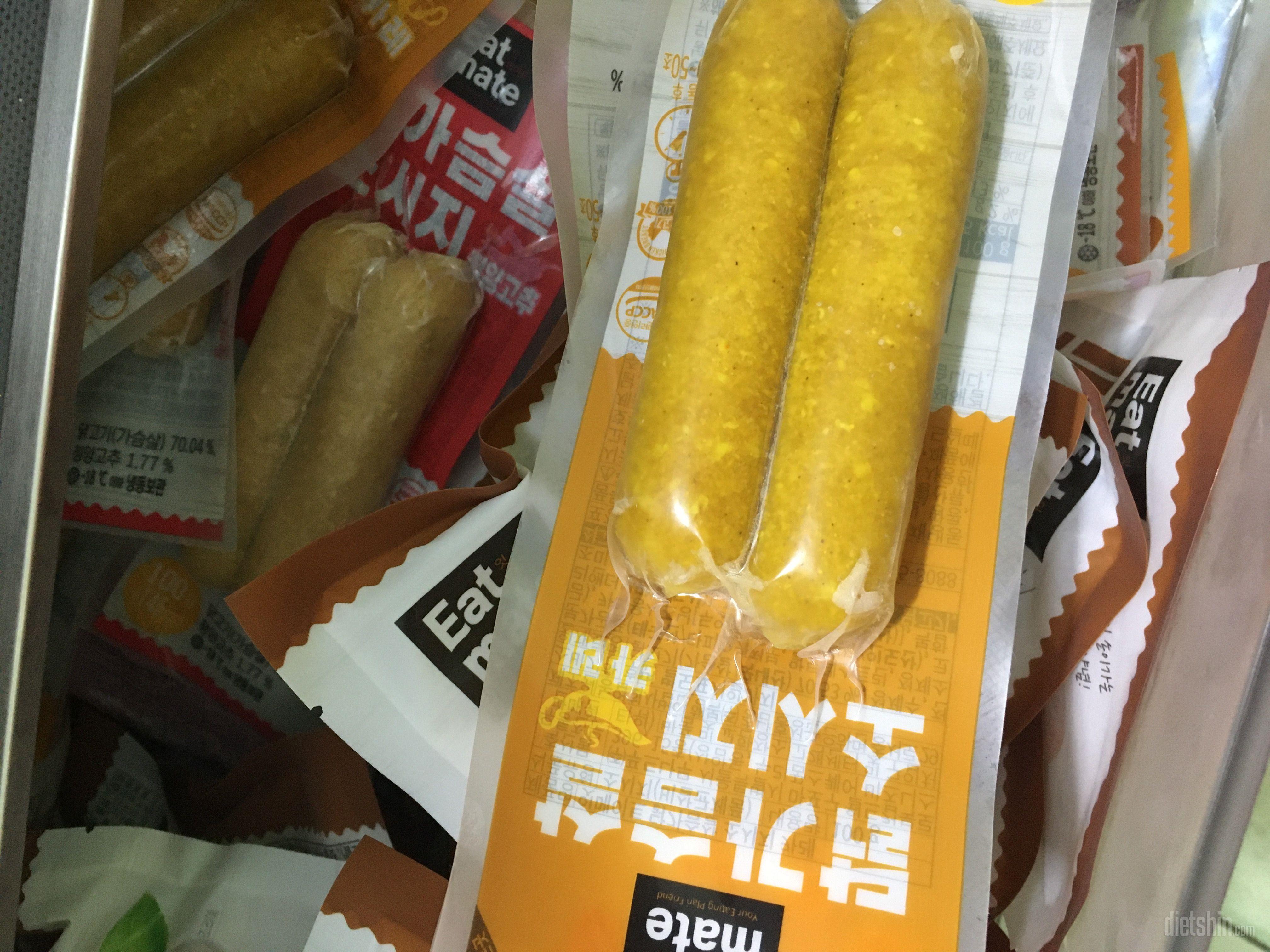 맛있습니다~ 안에 소가 있는게 있고