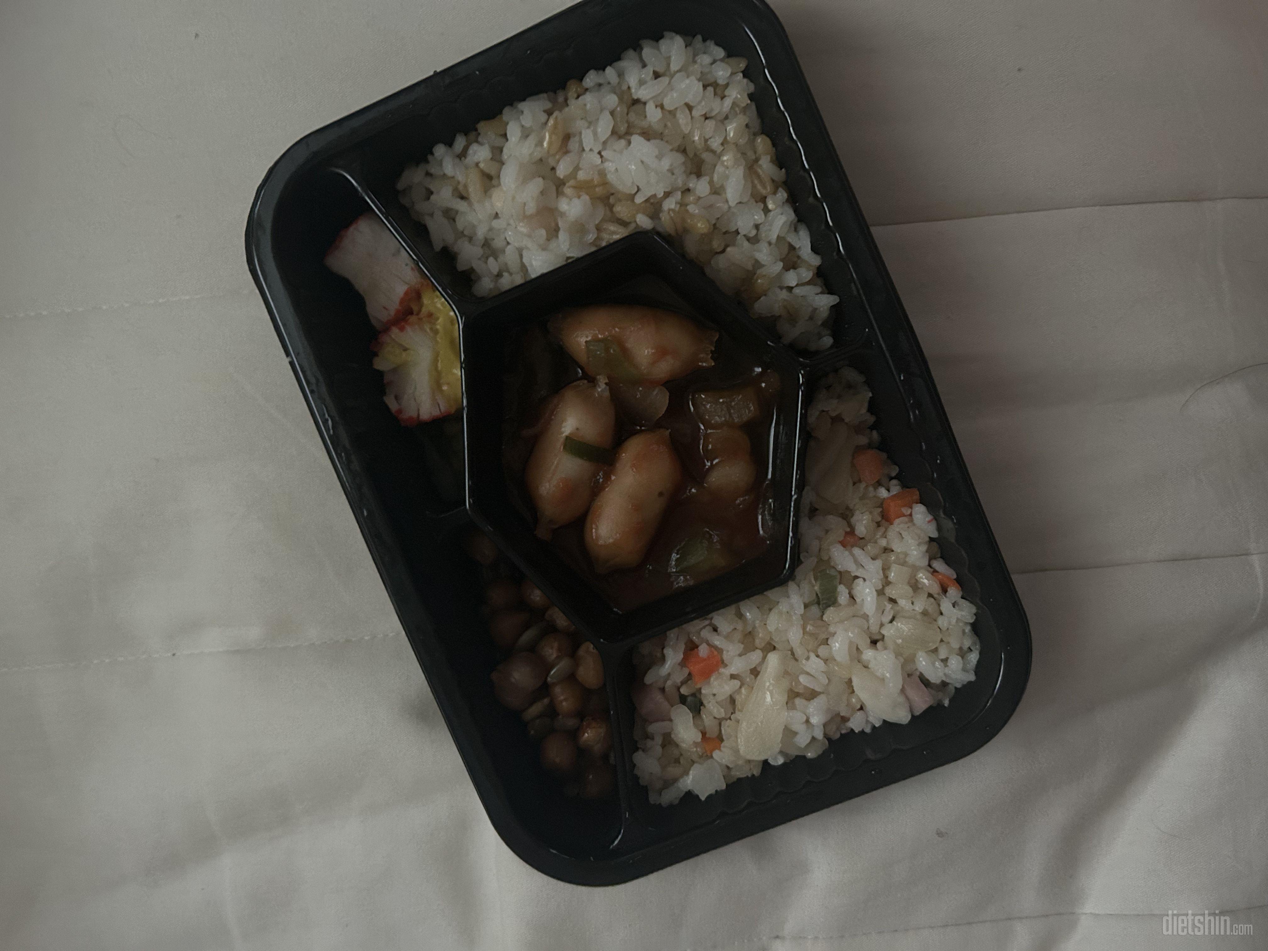 구성도 좋고 맛도 좋아요! 식단 도시