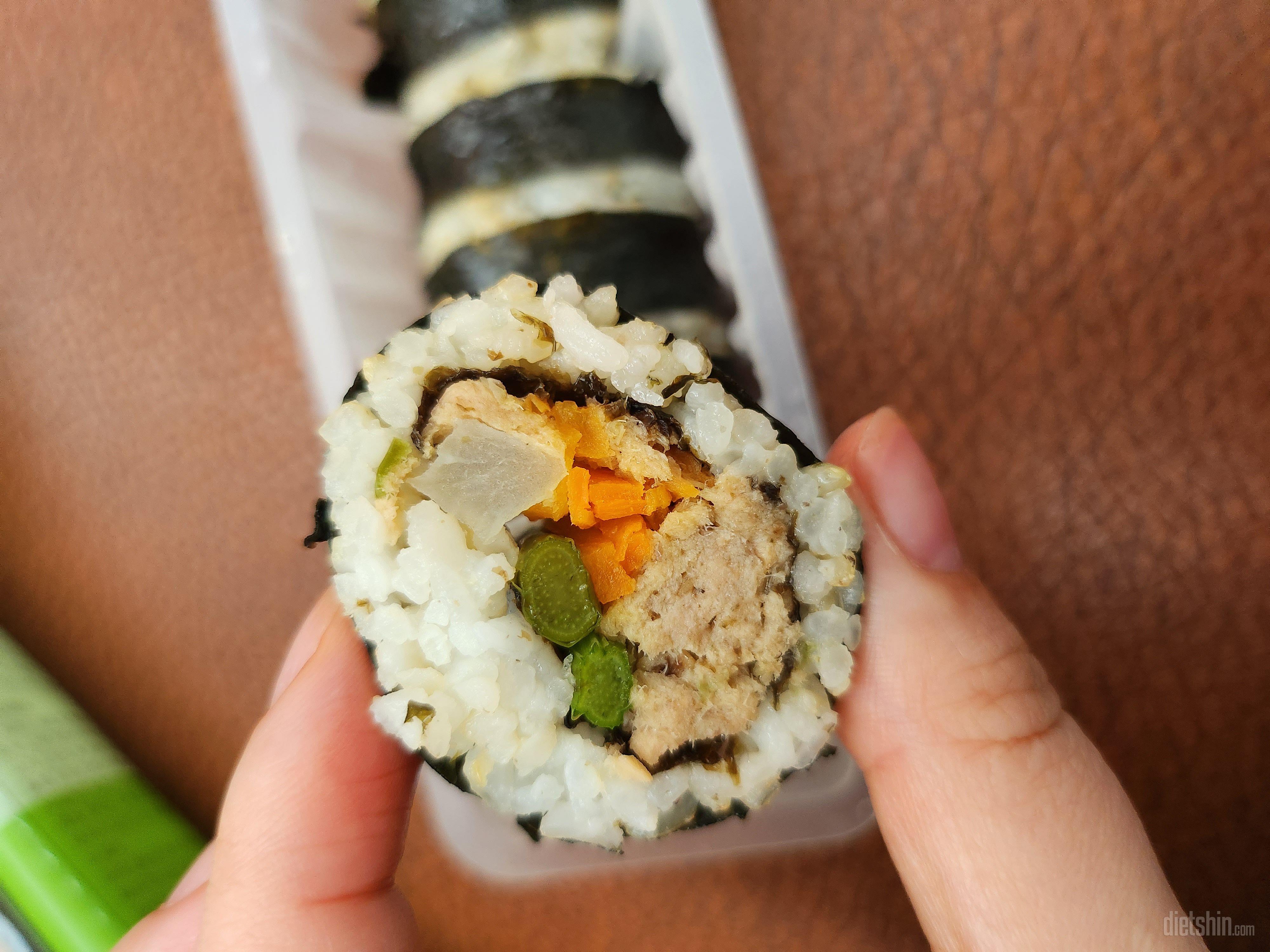 다들 맛있다고 해서 반신반의하면서 샀