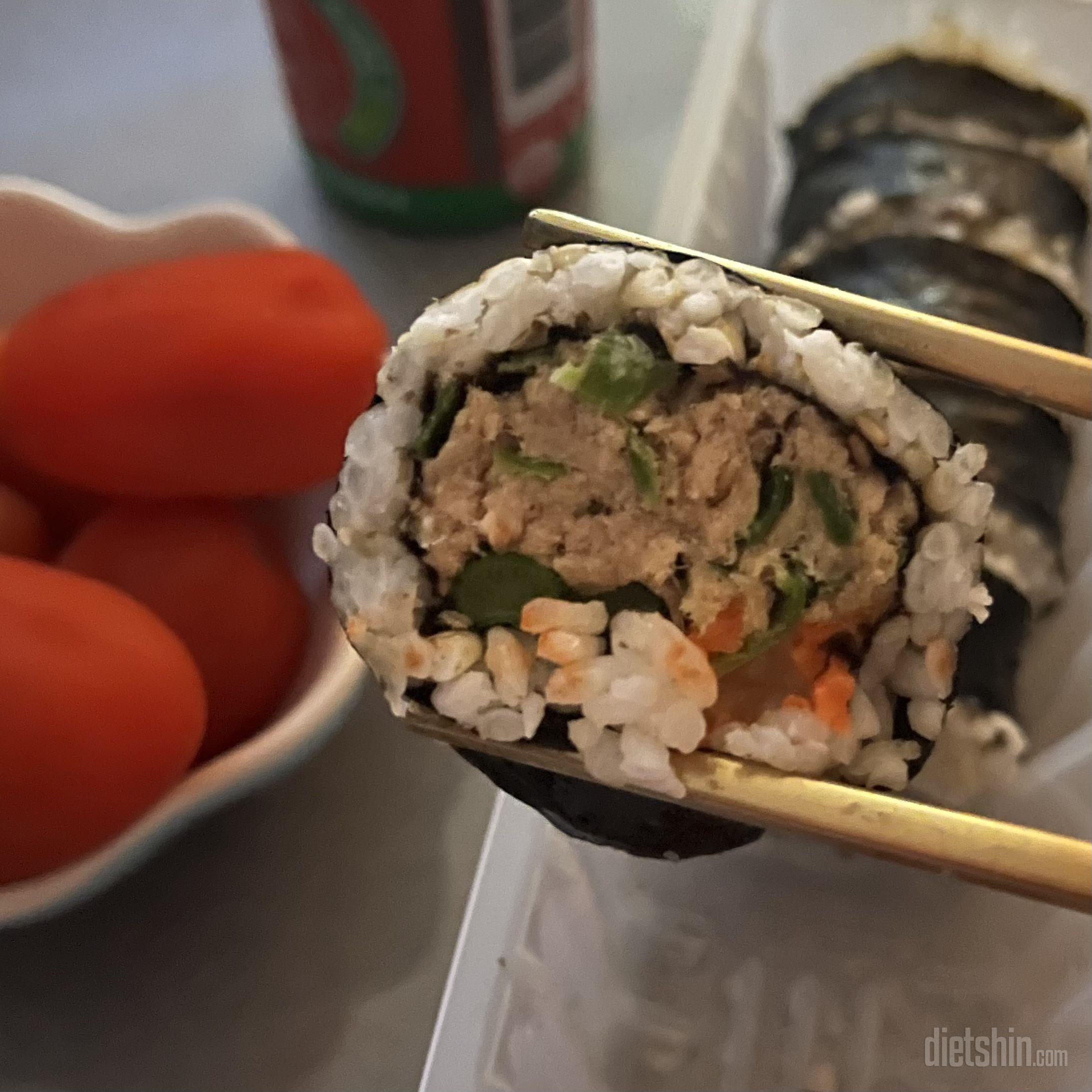 그냥 먹어도 맛있고 스리라차 소스에