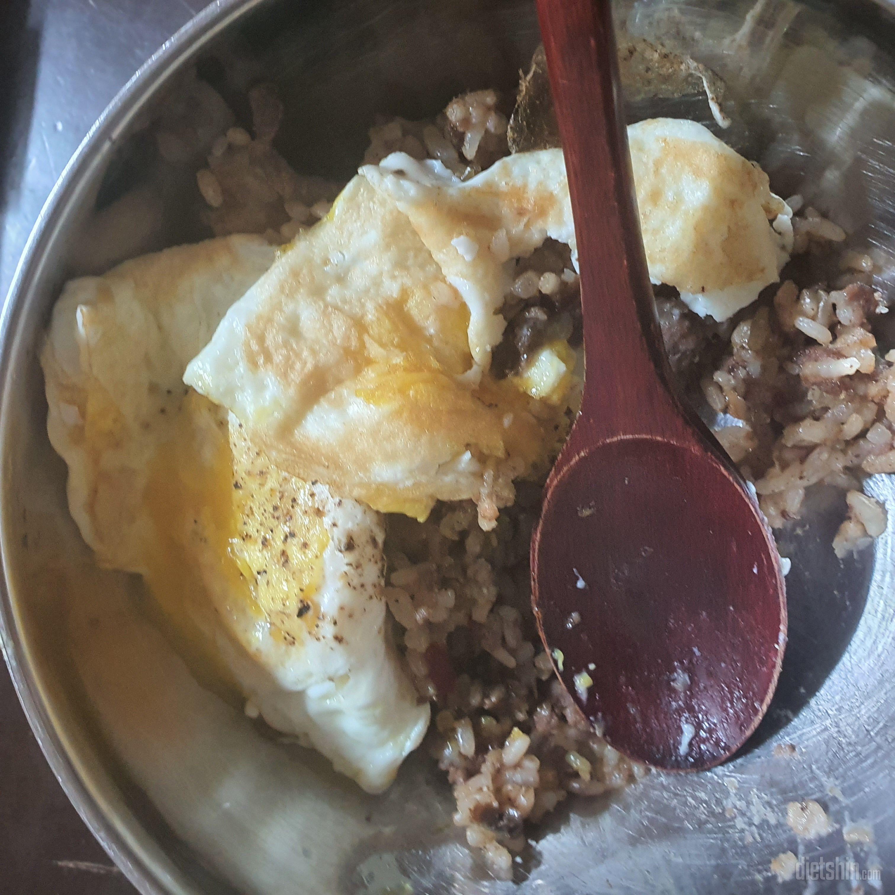 맛있어요! 재구매할듯 ㅎㅎ 좀빗사긴하