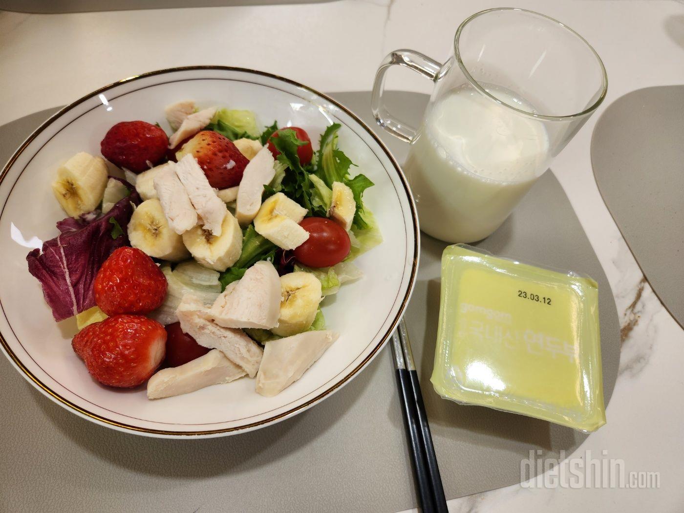 여러 샐러드를 먹어봤지만
다신샵 이