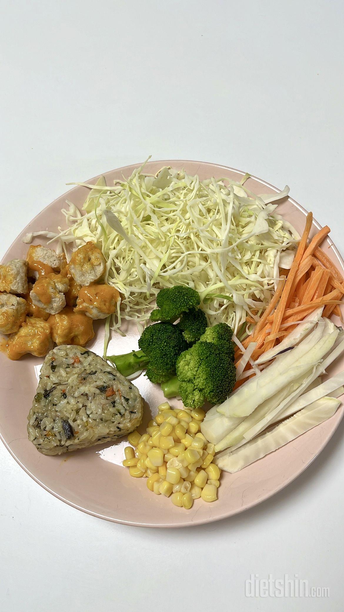 데운 뒤에 가위로 자르지 않아도 되서