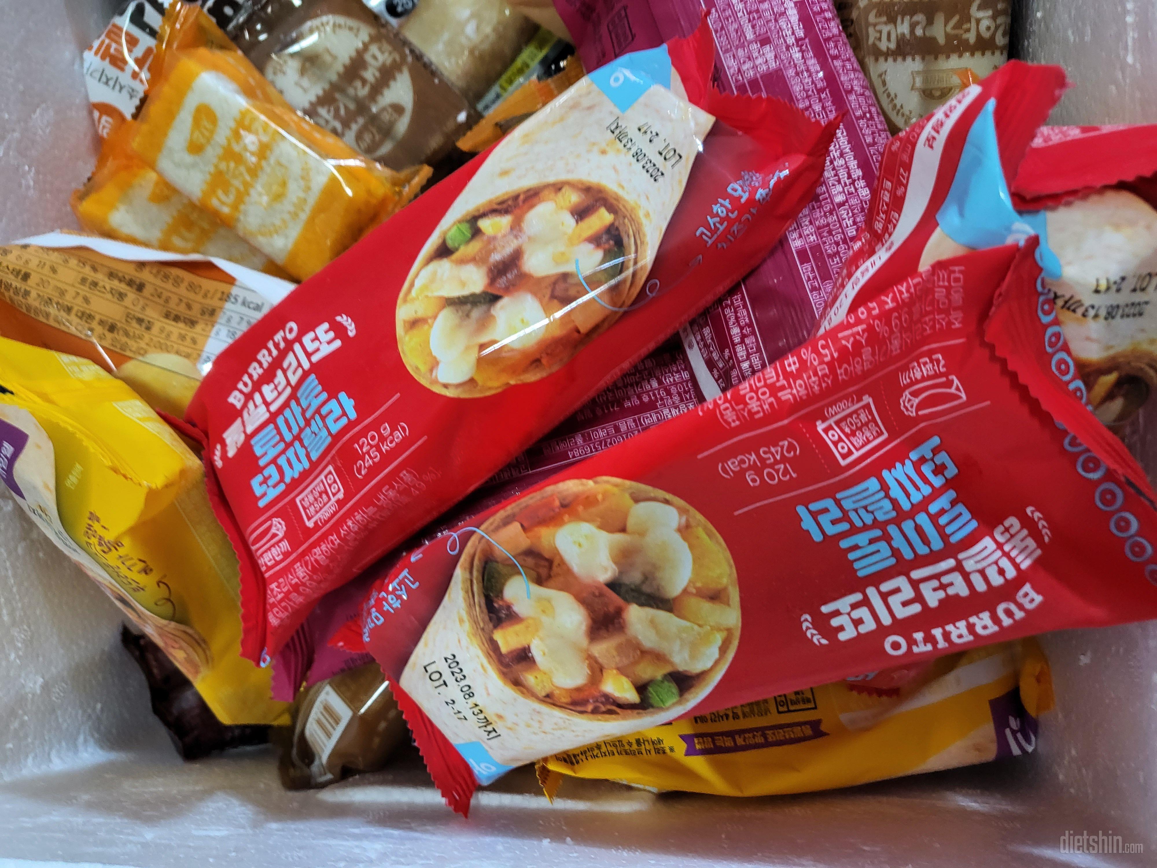 가격은 부담스럽지만 먹기 편하고 맛있
