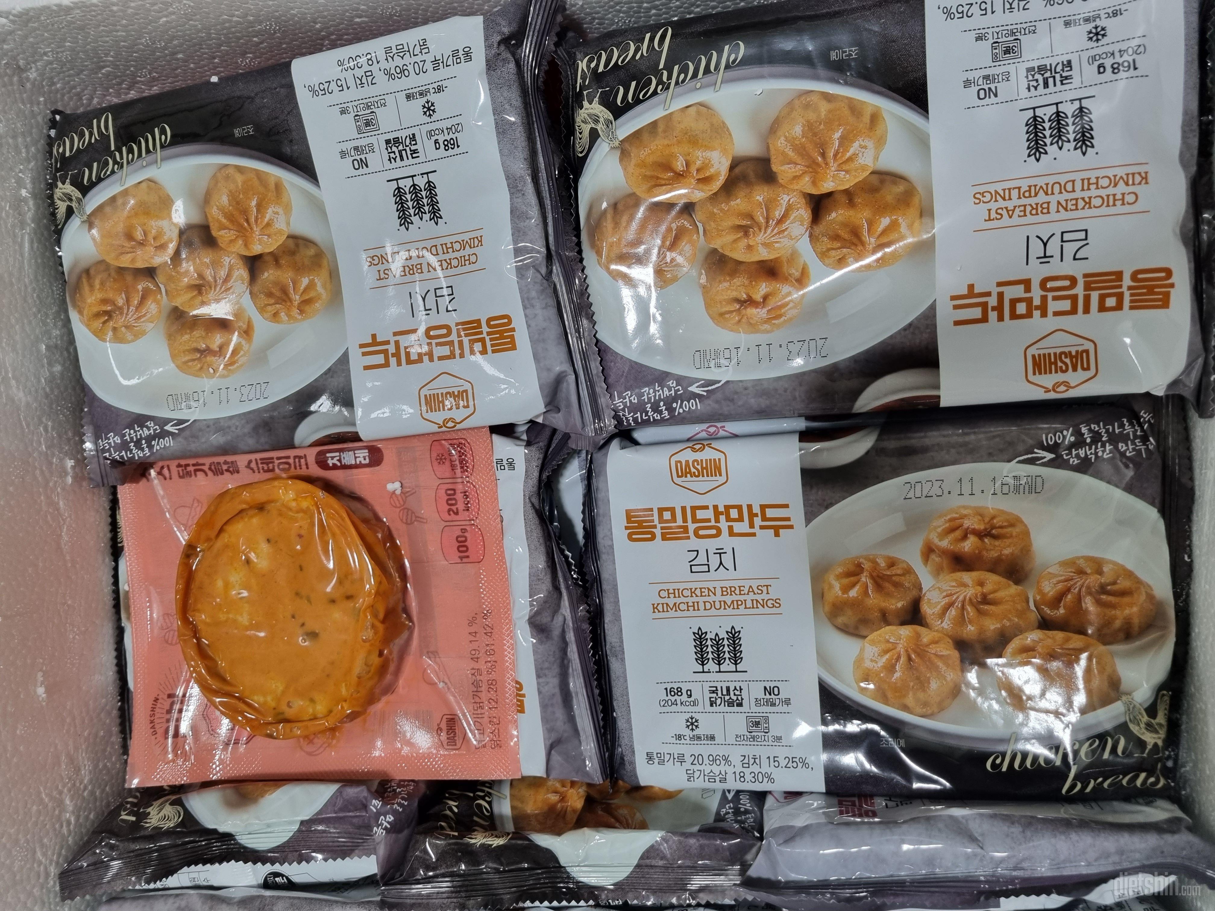 매콤하고 피가 쫄깃해서 맛나요
통밀