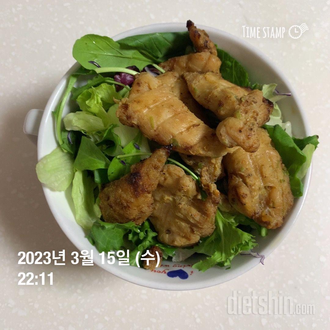 샐러드 싱싱하고 너무 맛있어용