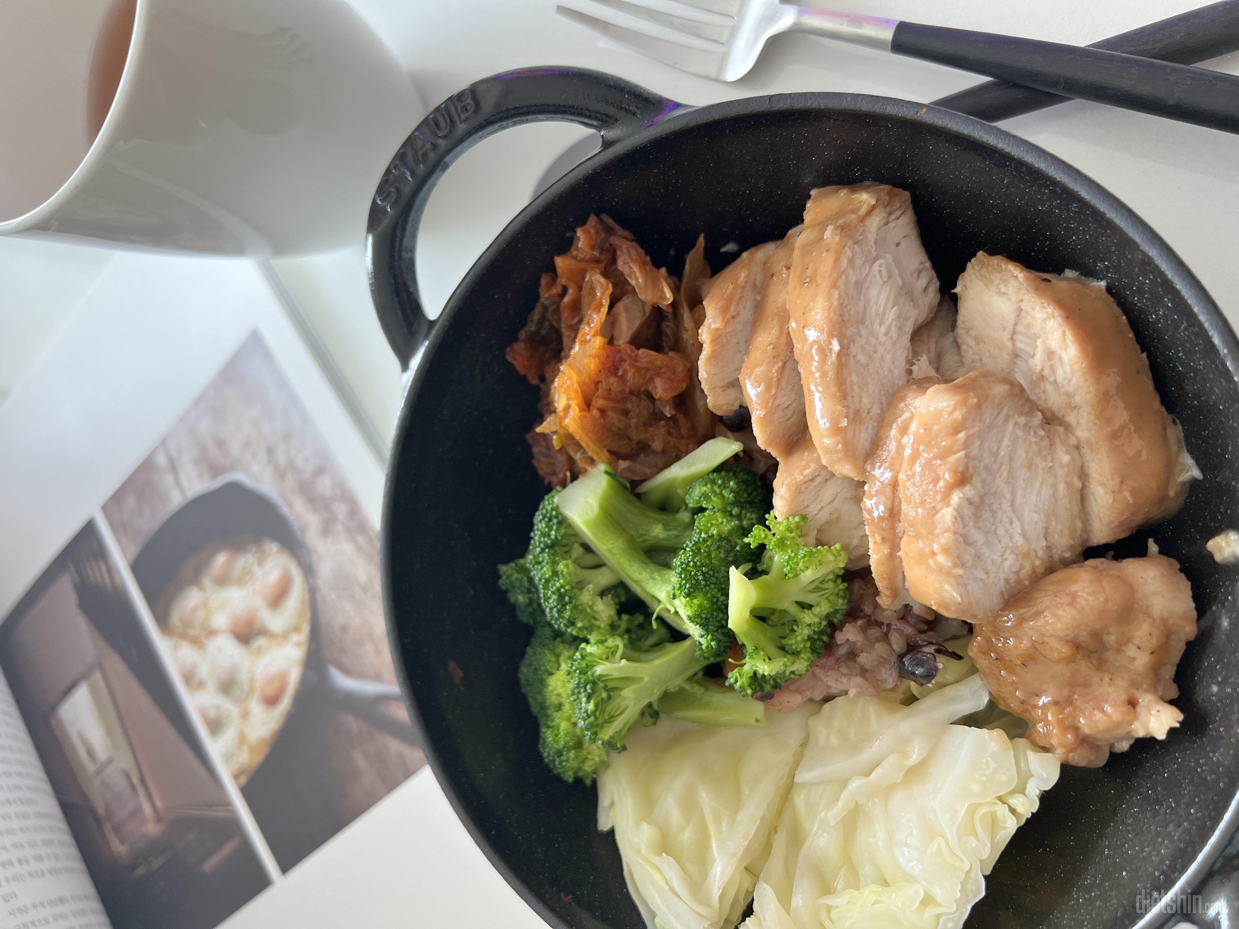 소스가 있아서 질리지 않게 식단 조절