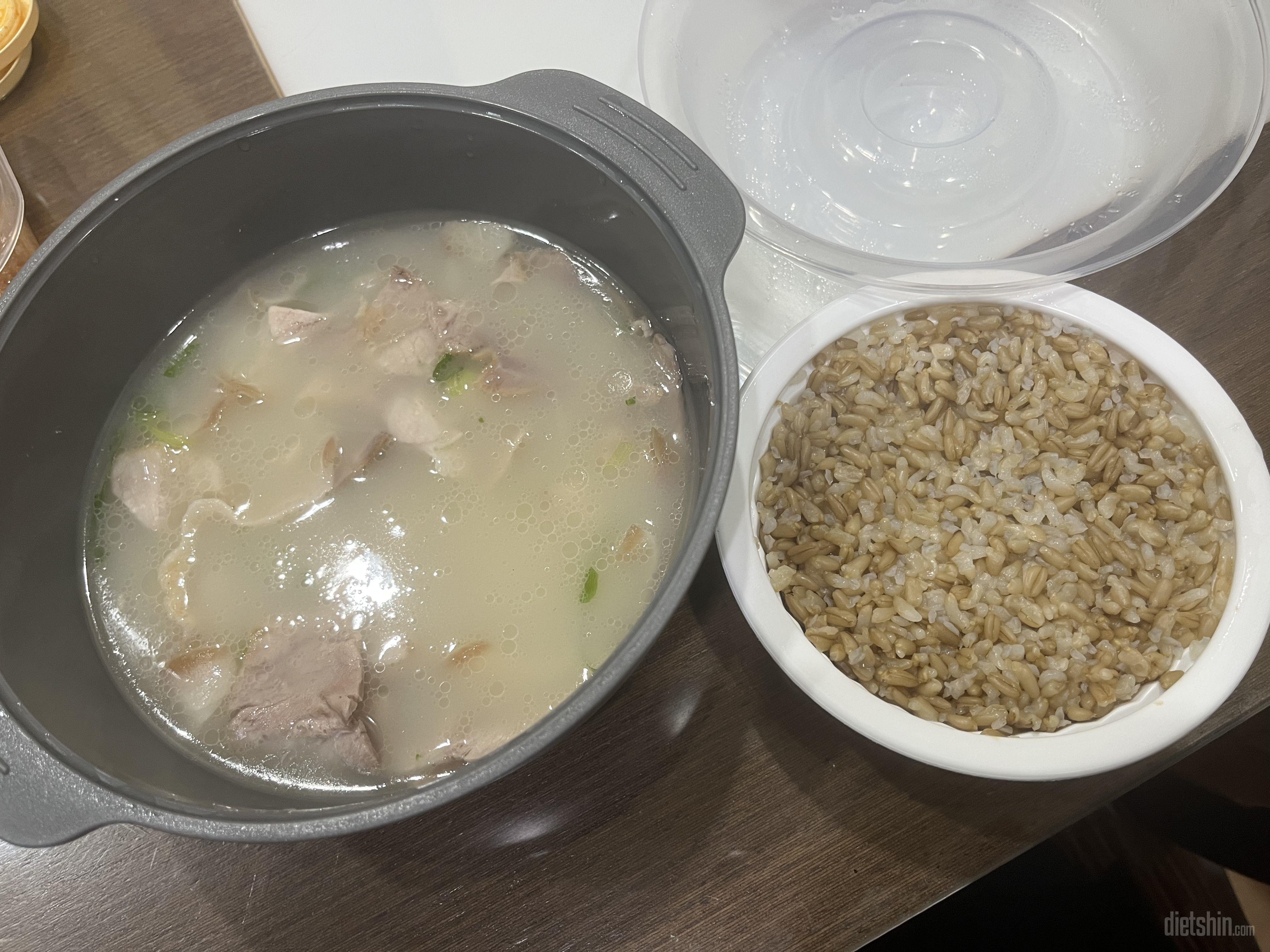 냉동이라 기대 인했는데 진짜맛있어요!