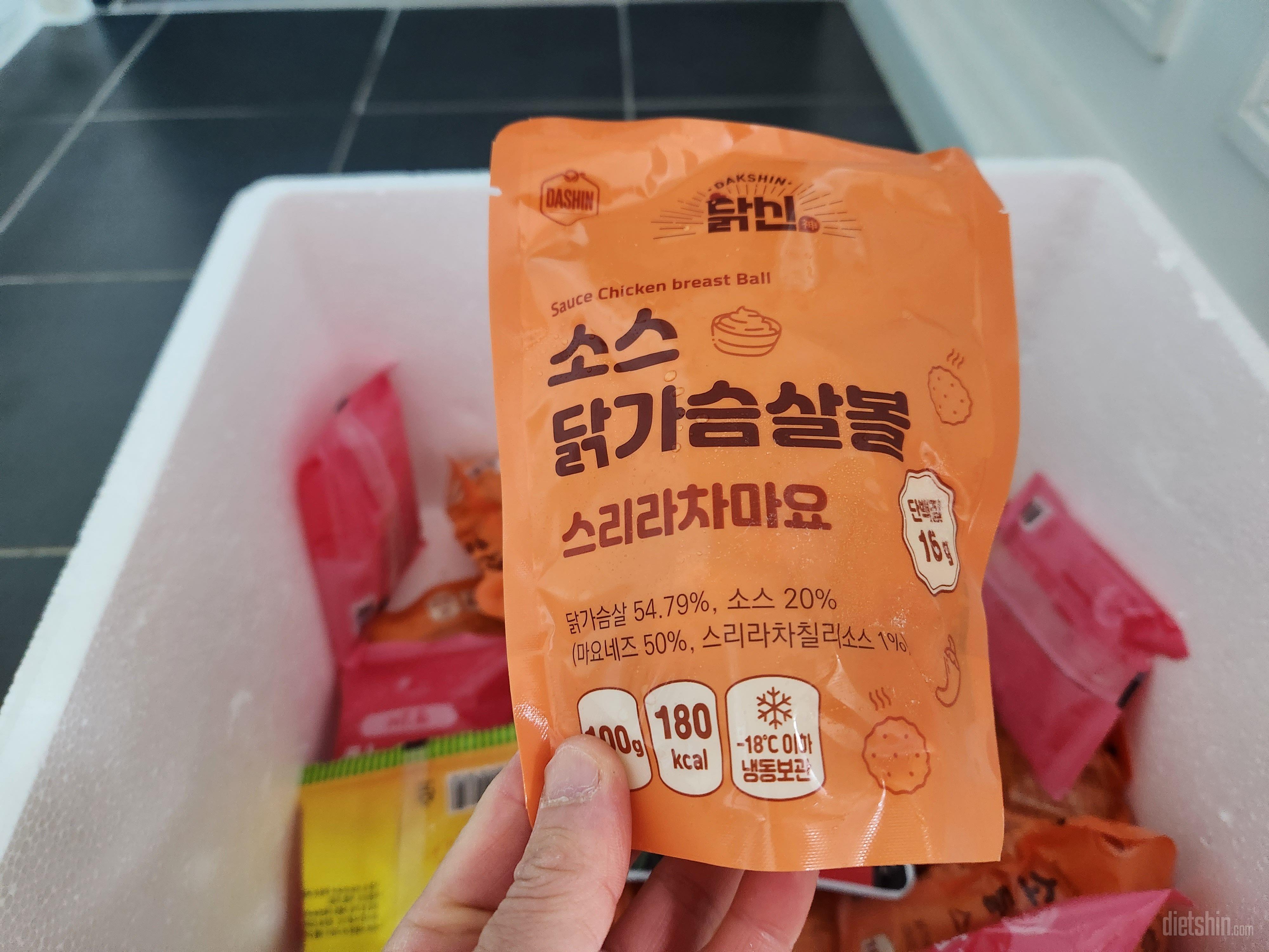 맛있어 재구매 했습니다 ^^
1대1