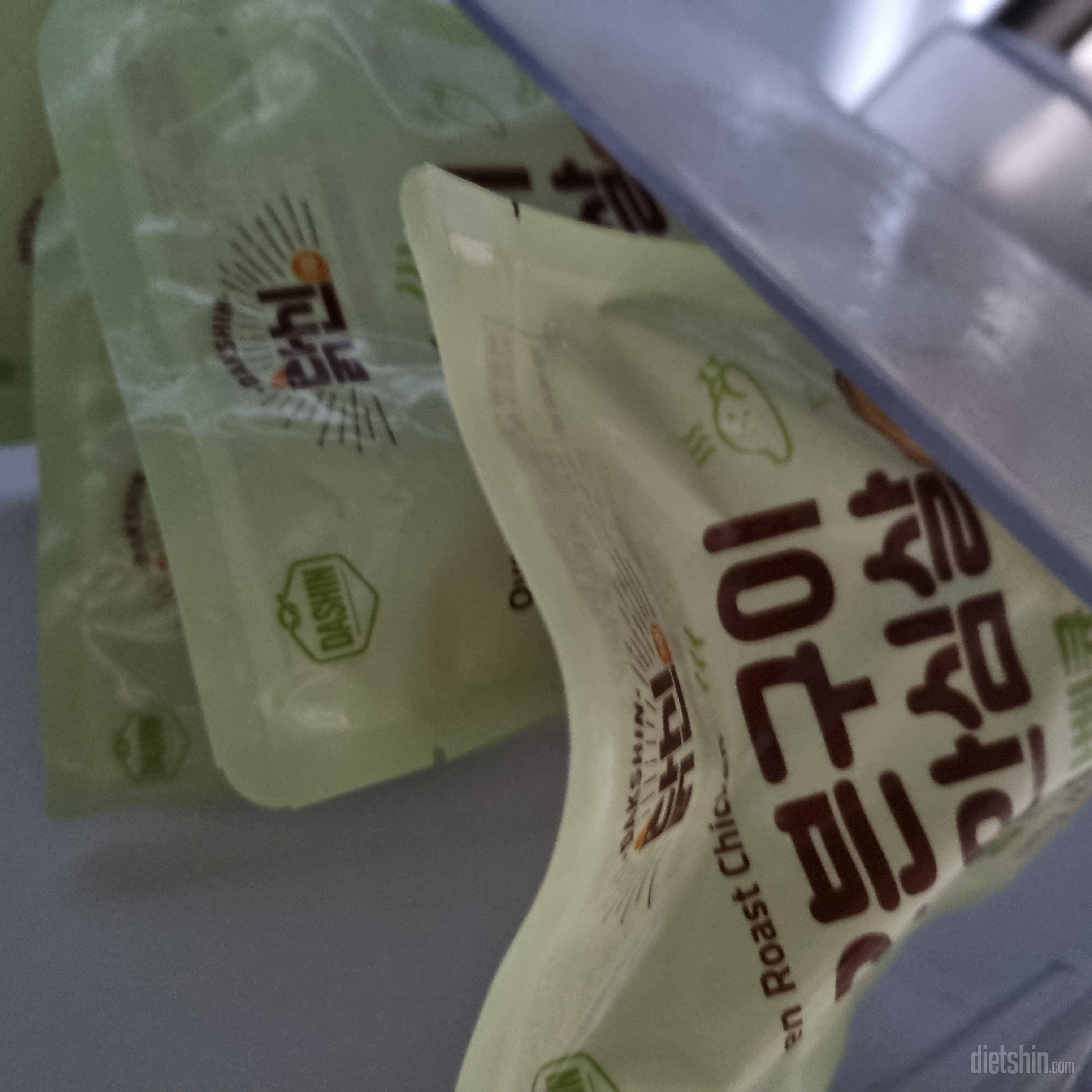 배송 빠르게 잘왔습니다.
쫄깃하고
