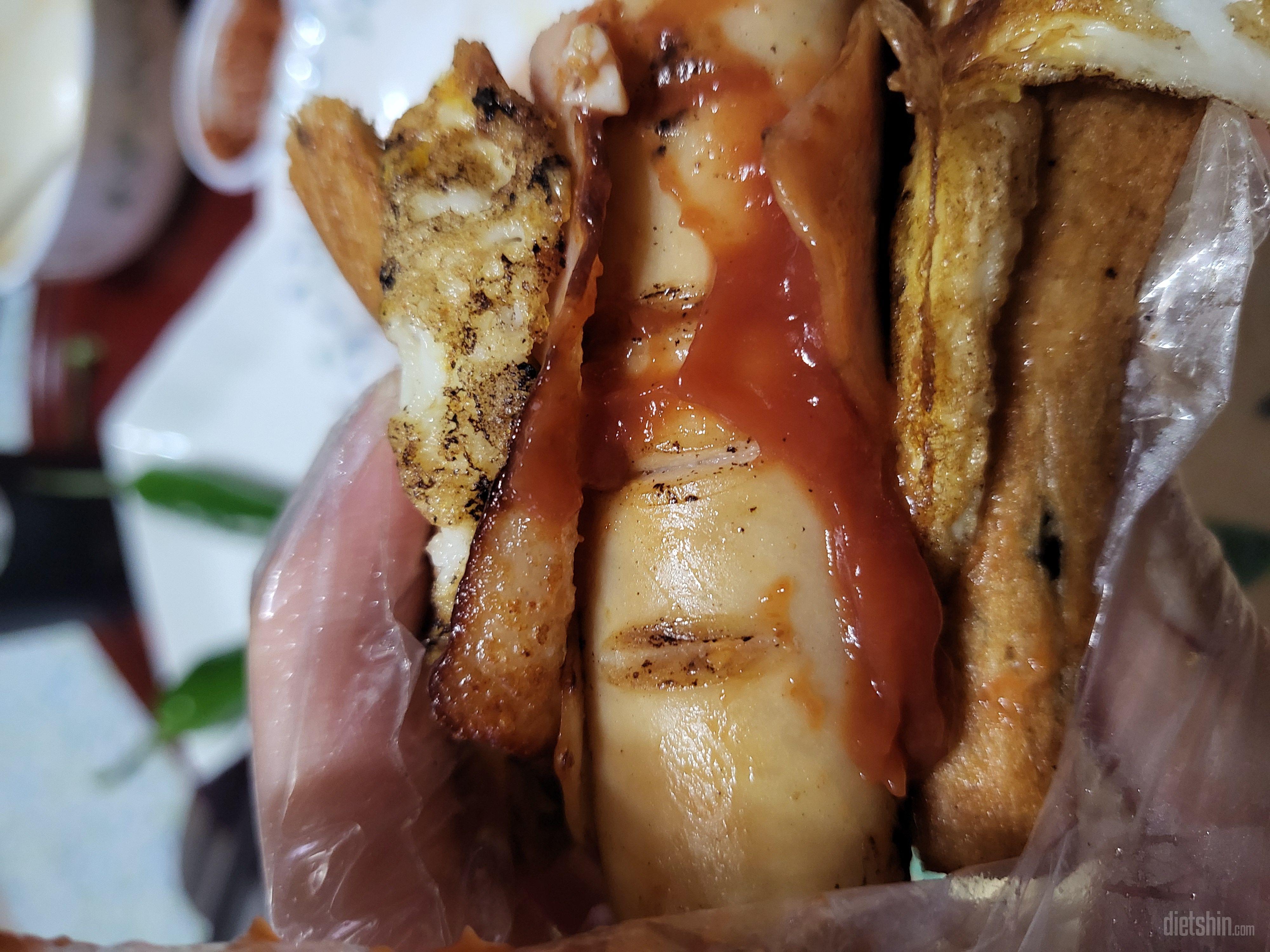 키토식빵깔고 핫도그처럼 해먹었는데 ㄹ