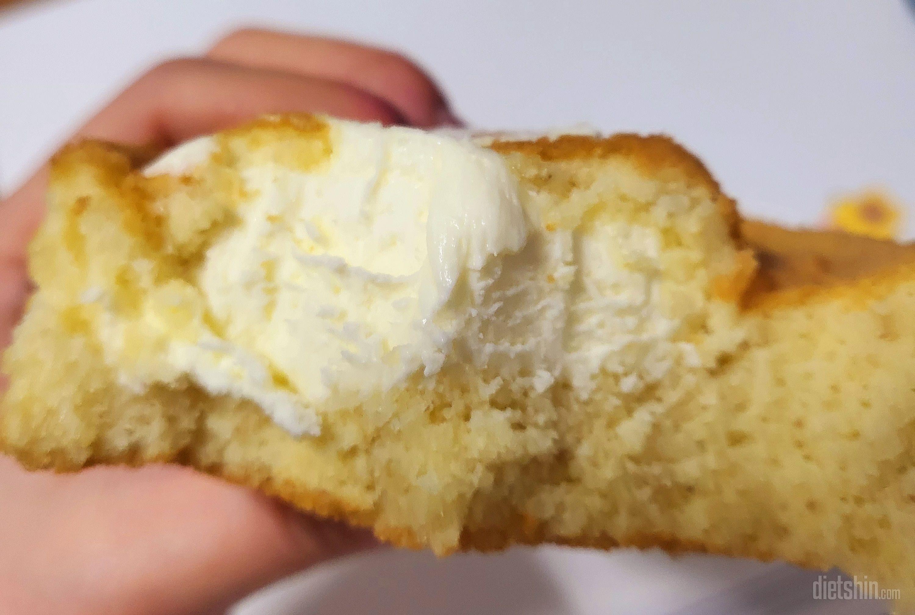 크기가 좀 작긴한데 ㅠㅠ 넘 맛있어용