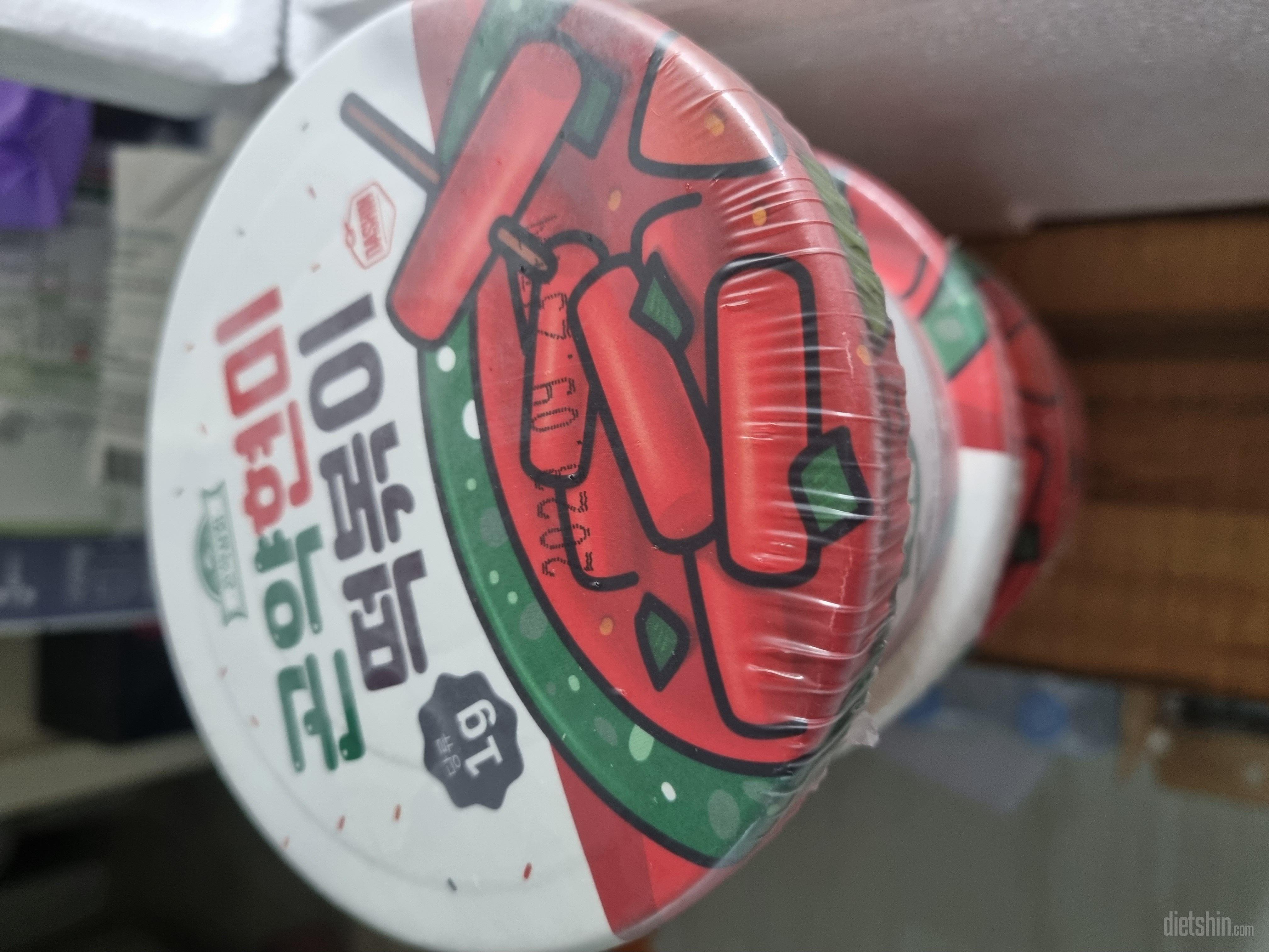 디자인도 너무 귀엽고 맛도 좋은거 같