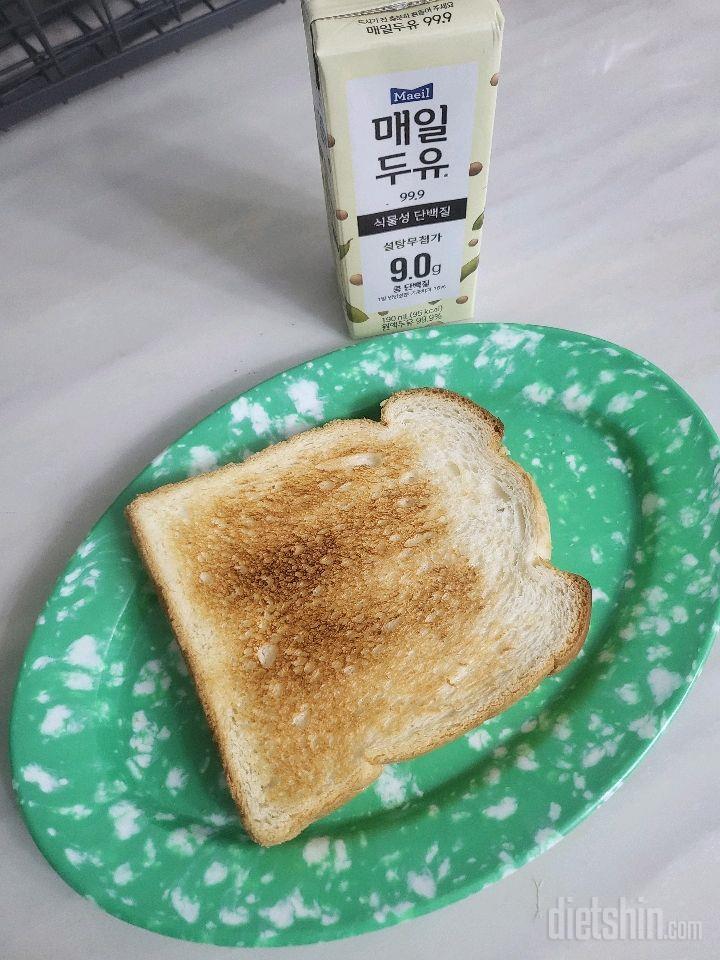 04월 12일( 아침식사 353kcal)